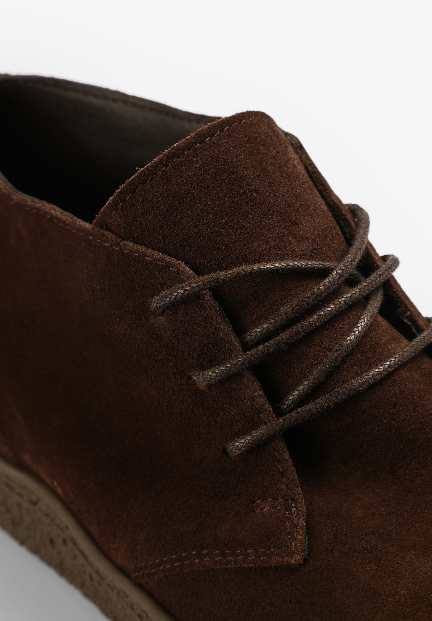 SAPATOS TIPO BOTA DE CAMURÇA