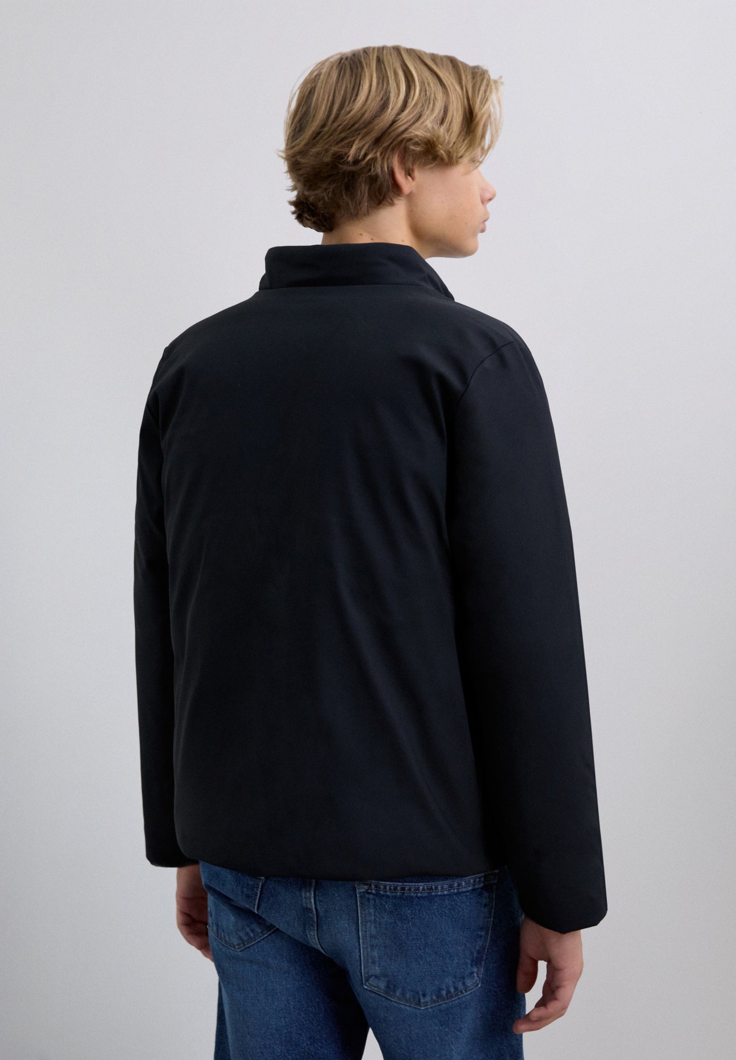 CARDIGAN COM CAPUZ EXTRAÍVEL COM LOGÓTIPO