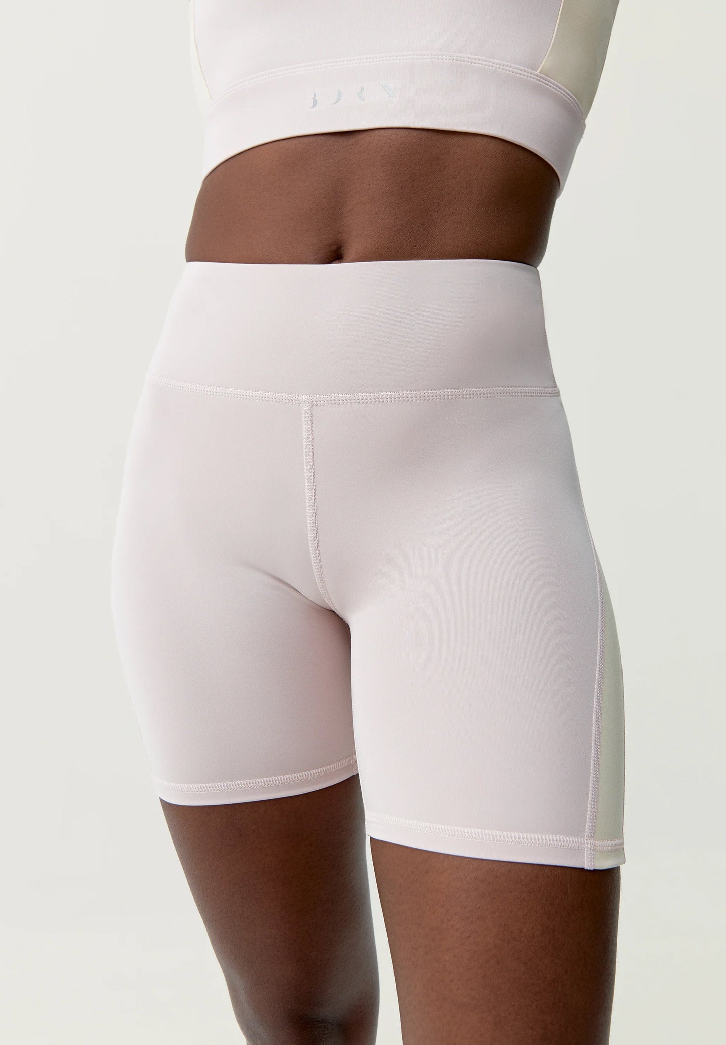 BORN LIVING YOGA | CALÇÕES LATIKA