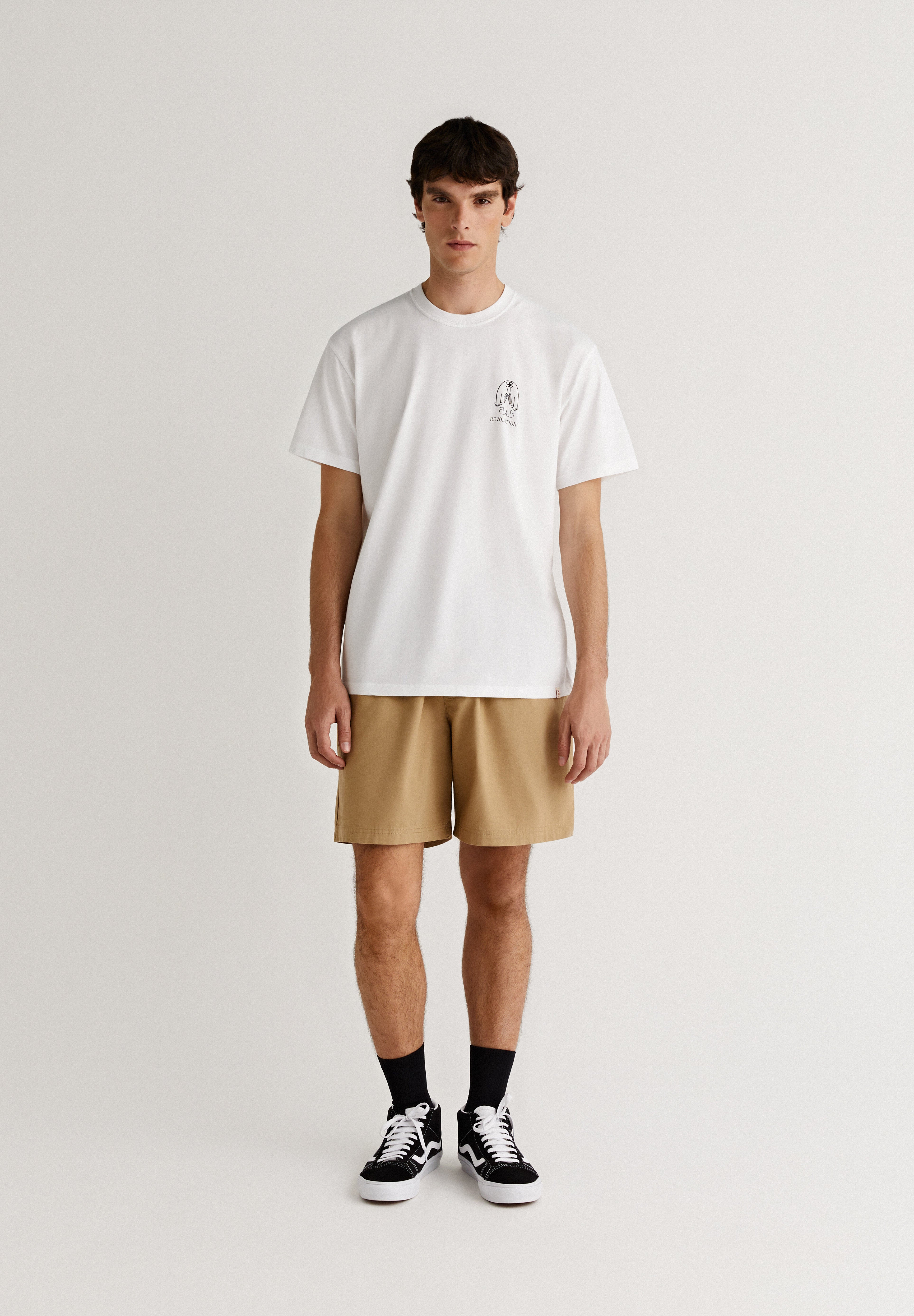 REVOLUTION | T-SHIRT MONDAYS