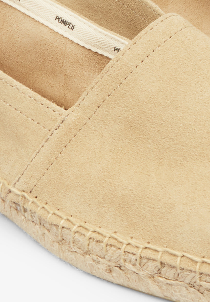 POMPEII BRAND | ALPERGATAS AERO SUEDE