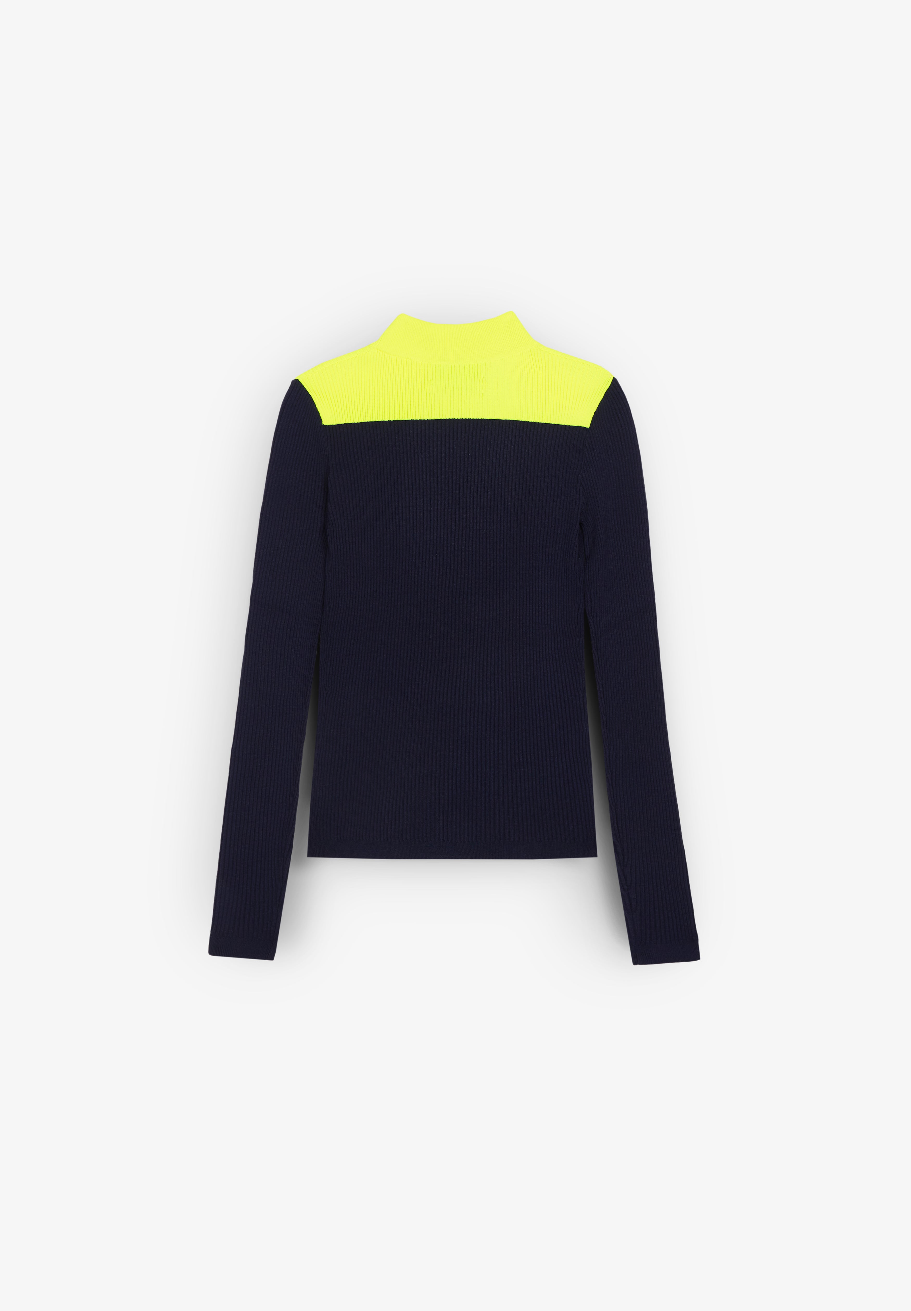 ESSENTIEL | SWEATER FEEL