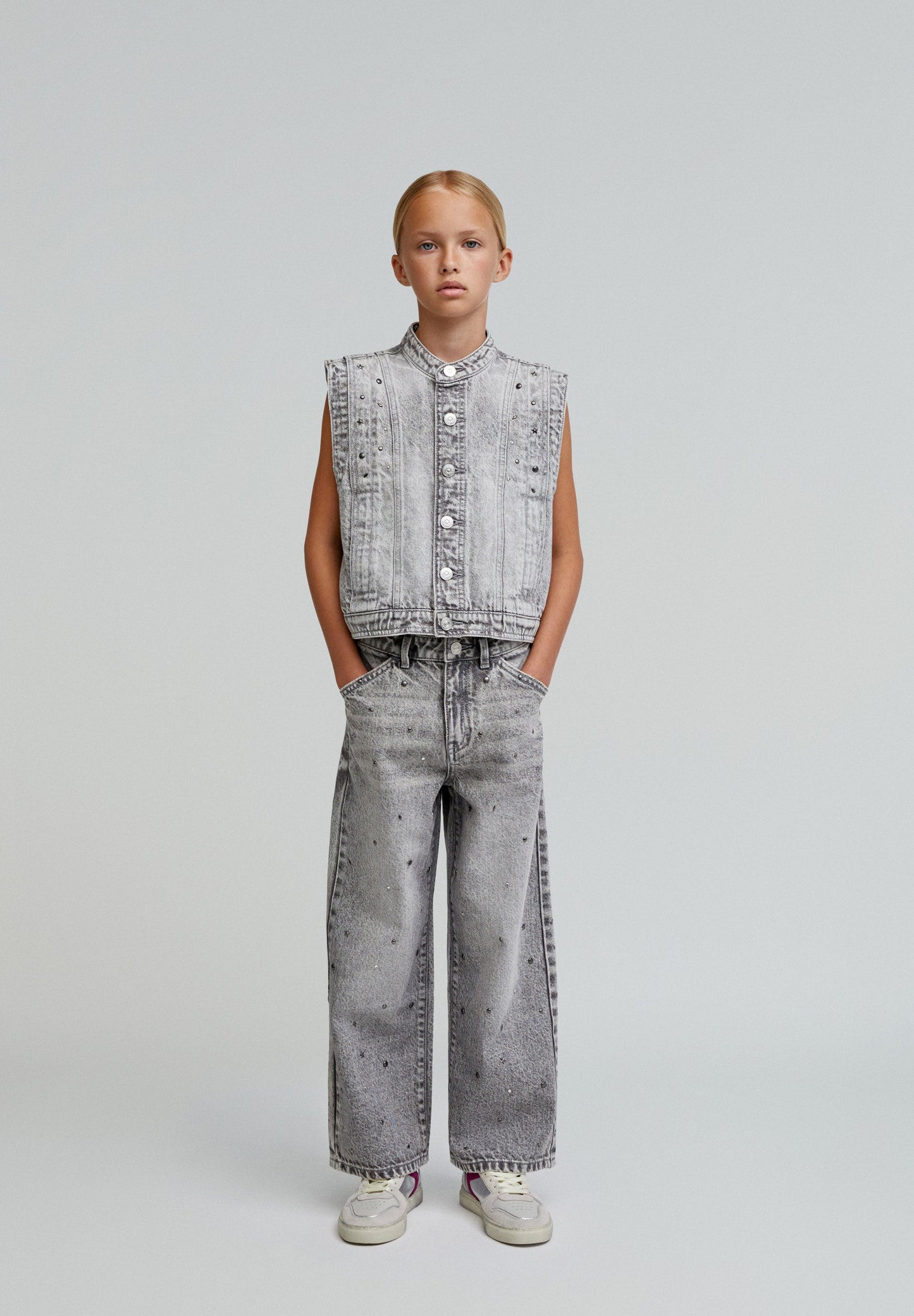 COLETE DENIM TACHAS