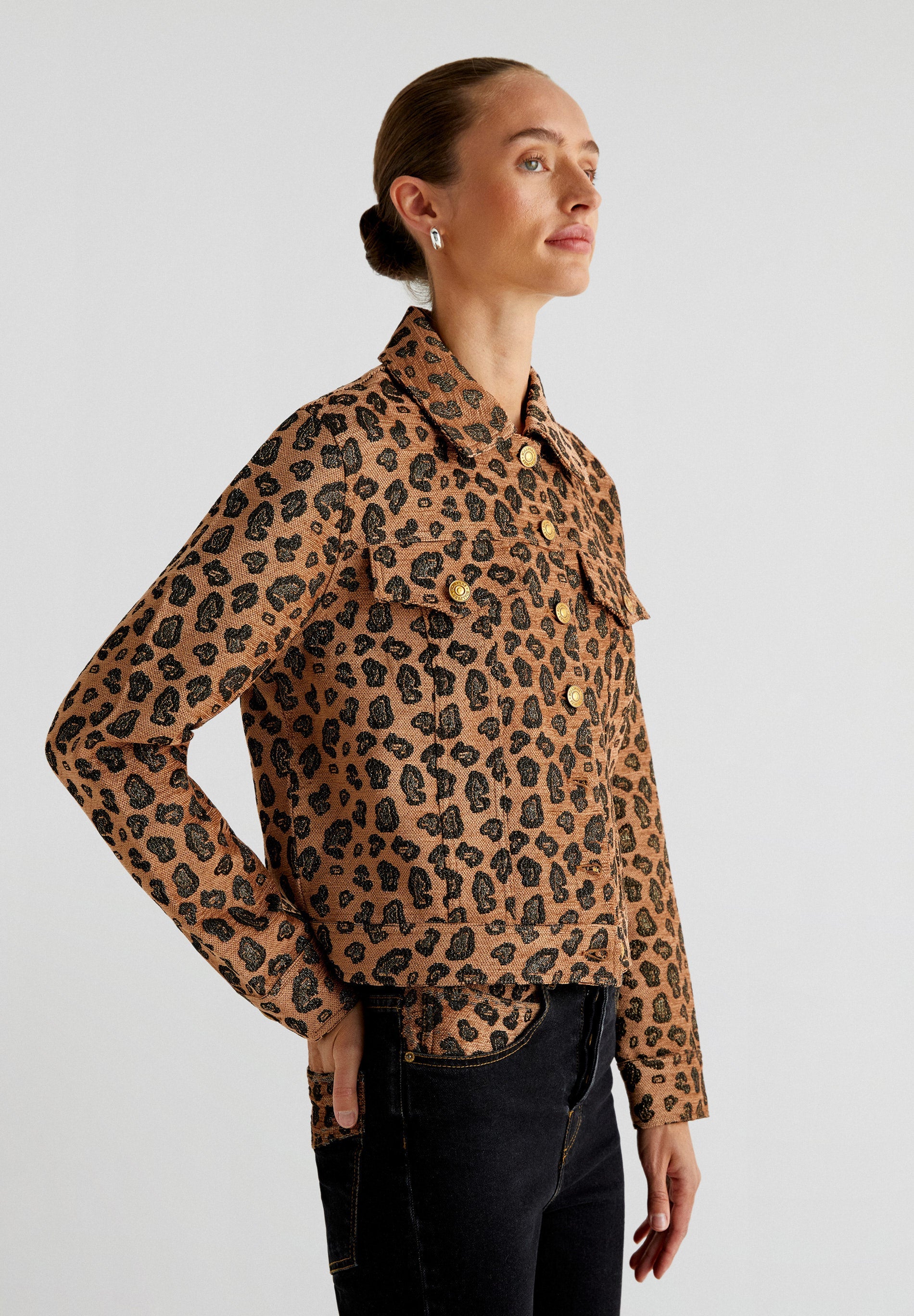 CASACO COM ANIMAL PRINT