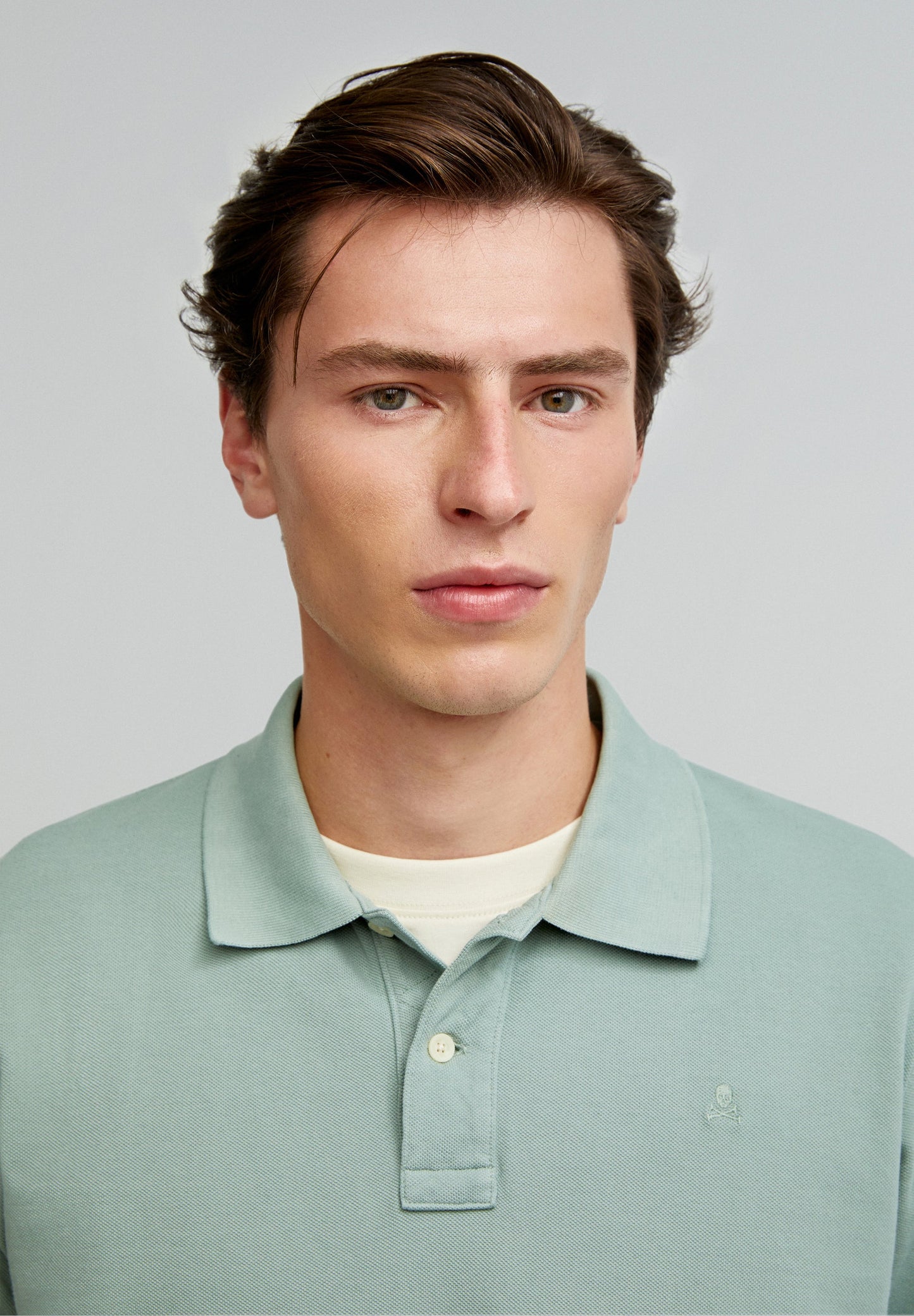 CAMISA POLO BÁSICA COM SKULL