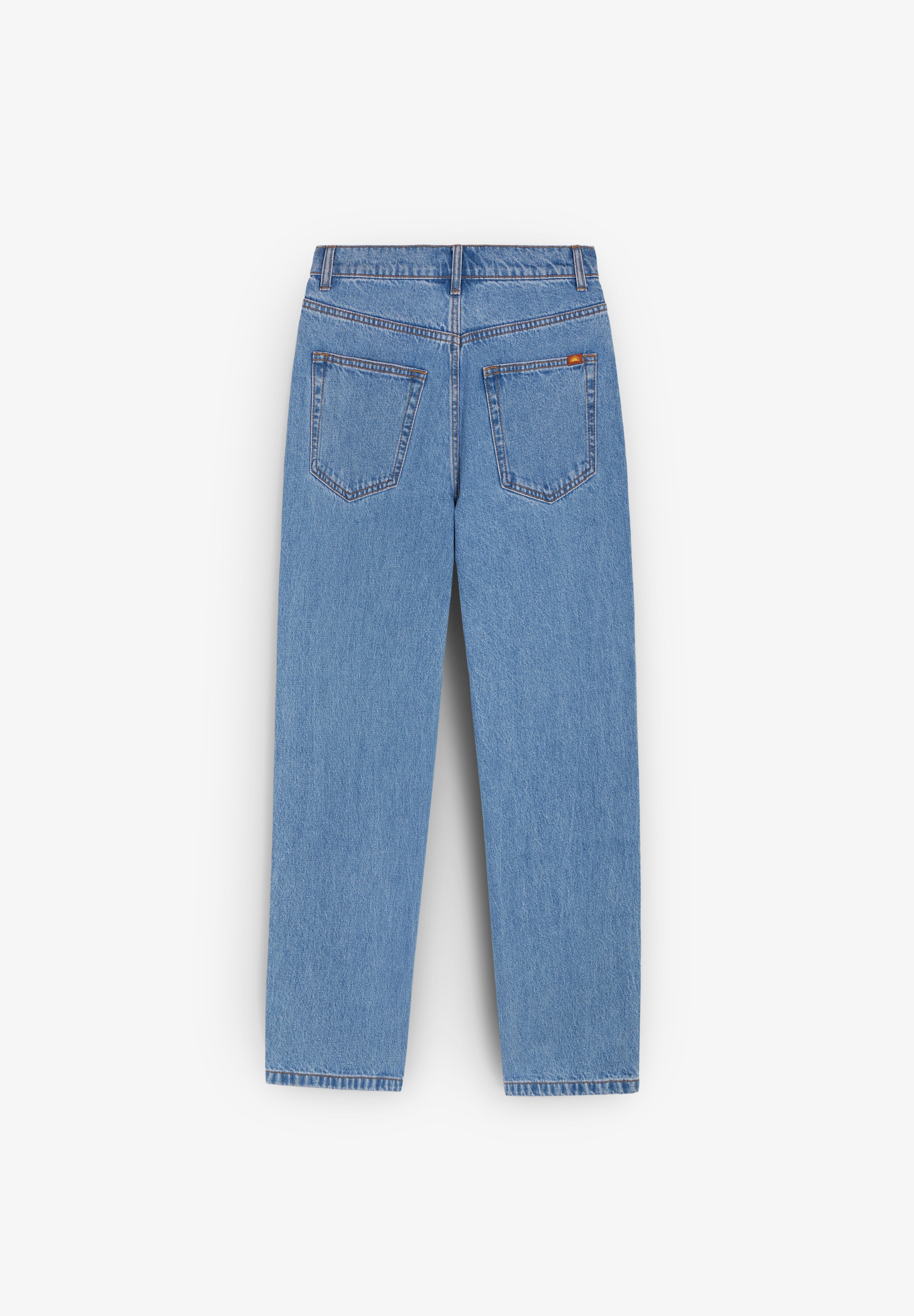 RHYTHM | ESSENTIAL JEAN