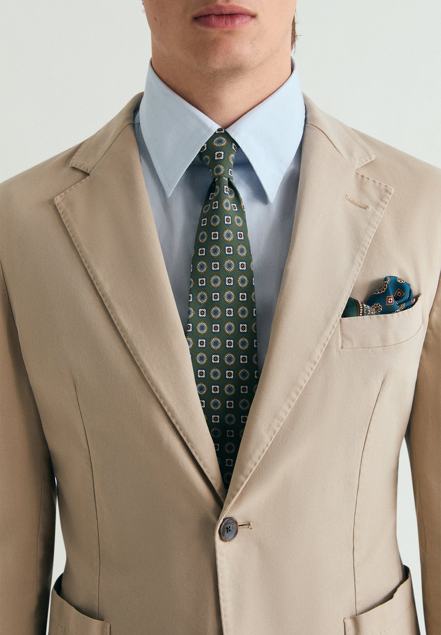 BLAZER ENTALLADA BOLSILLOS