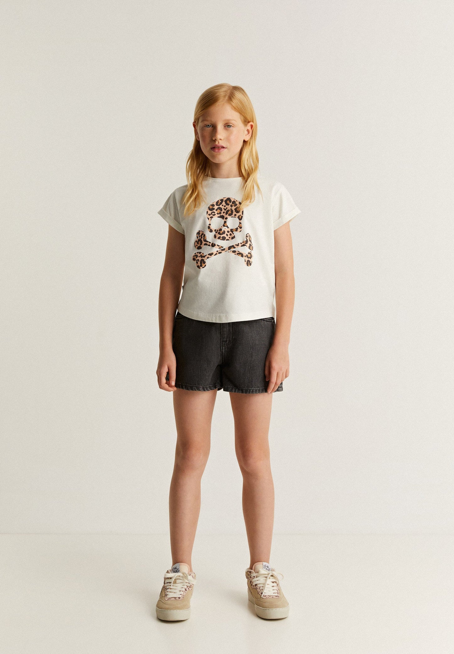 NEW LEO SKULL TEE GIRLS