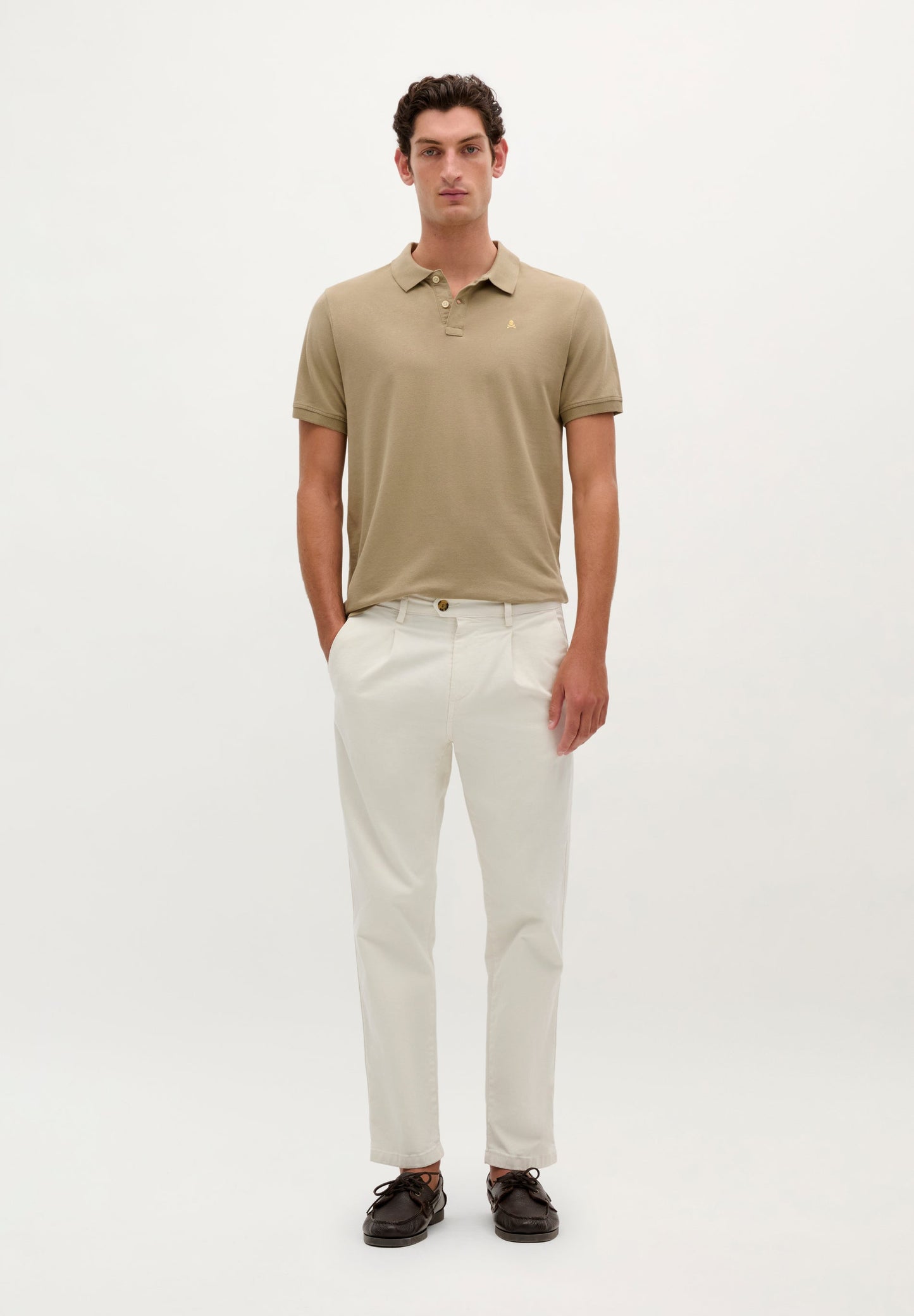 CAMISA POLO COM LOGO A CONTRASTAR