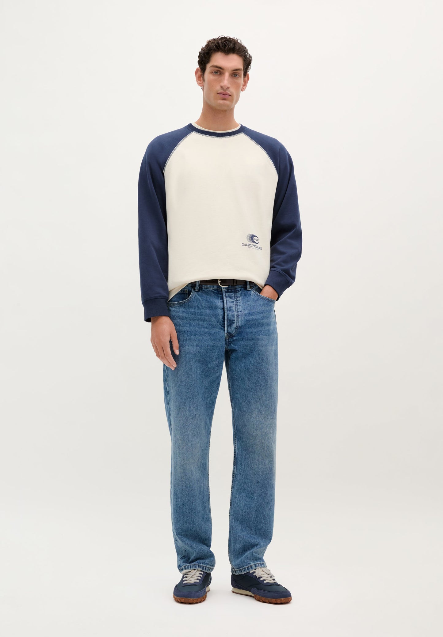 SWEATSHIRT BICOLOR COM MANGA RAGLÃ