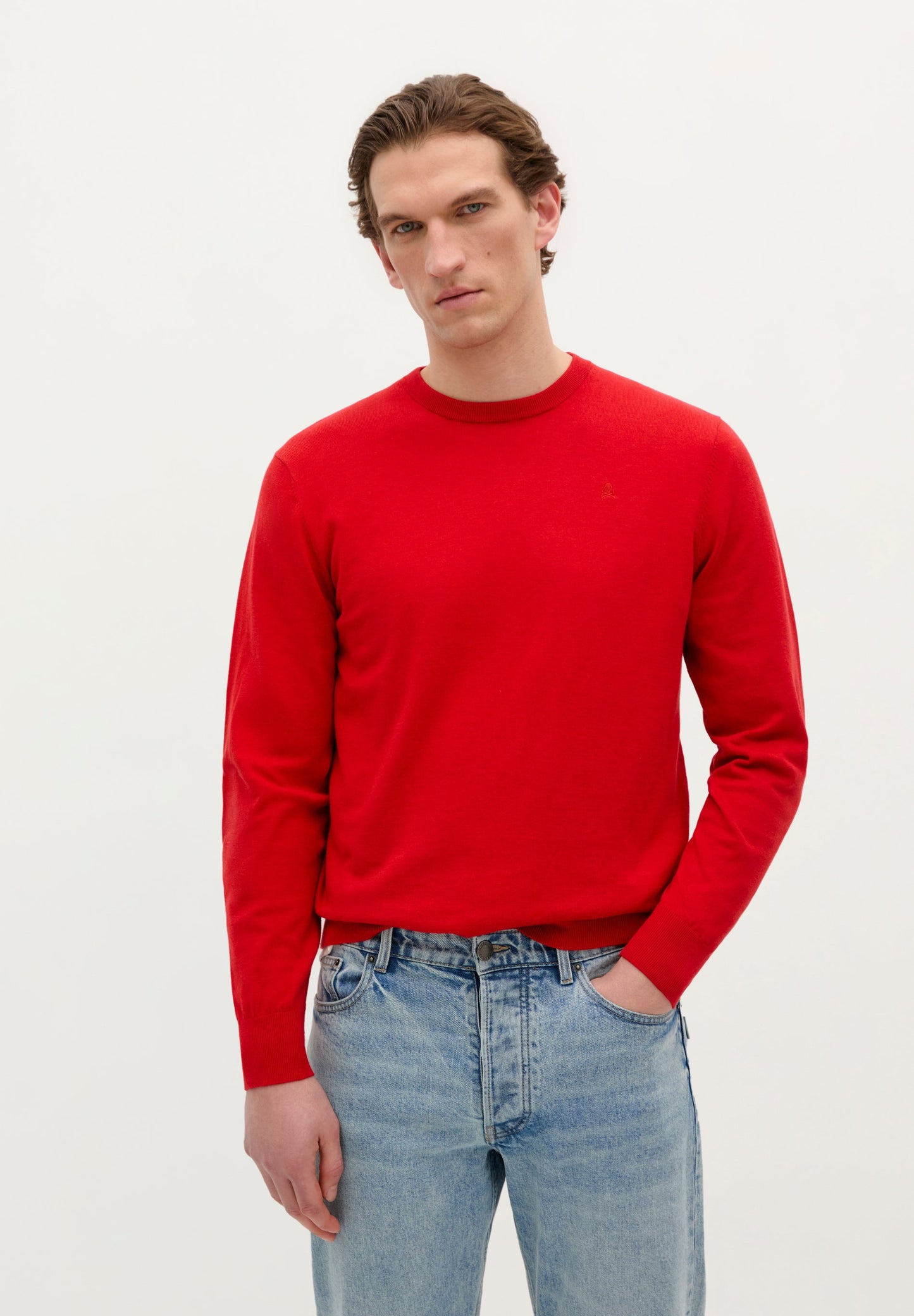 SWEATER DE DECOTE REDONDO COM SKULL
