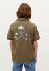 CAMISA POLO COM SKULL E PADRÃO TRASEIRO