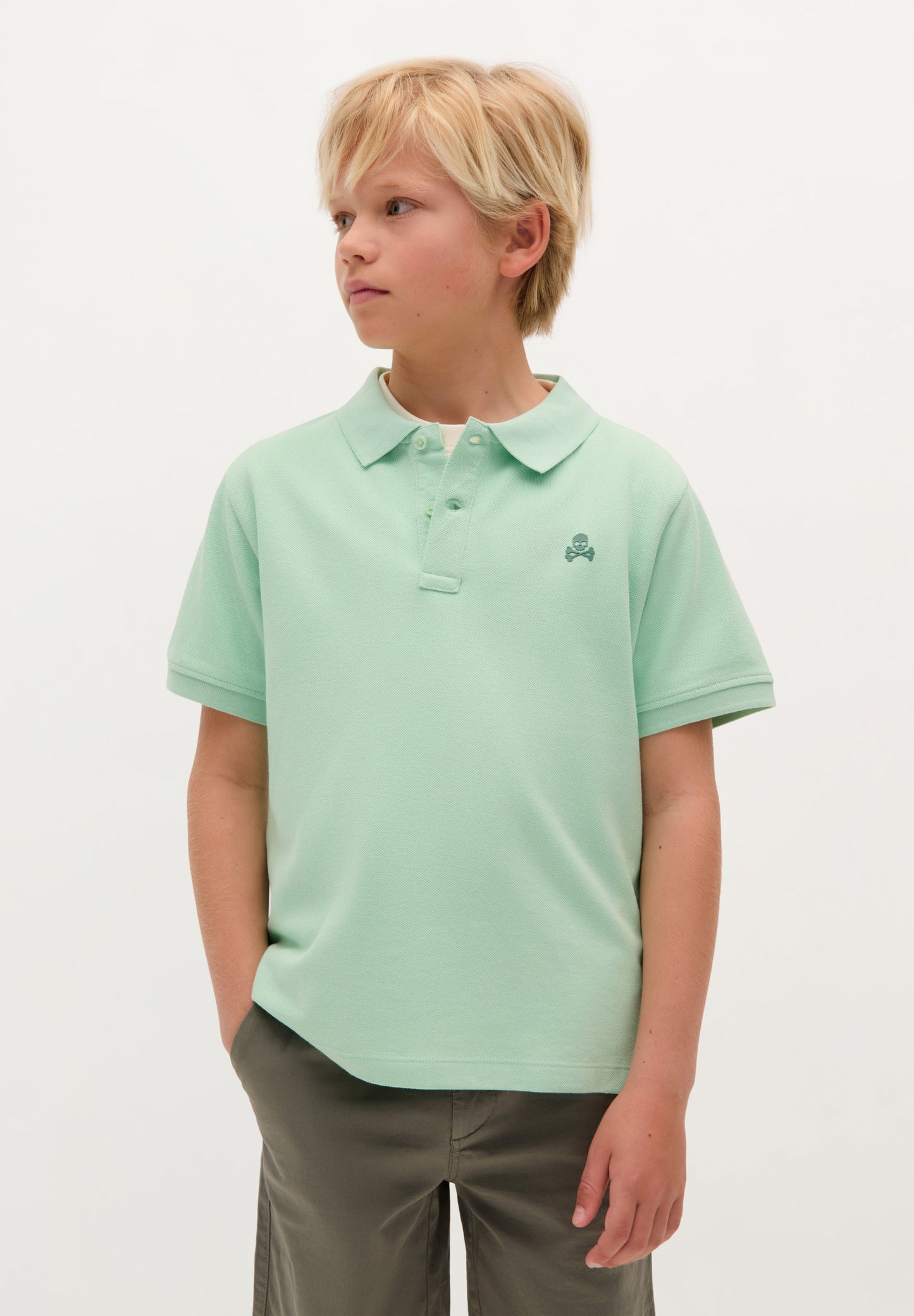CAMISA POLO BÁSICA COM SKULL