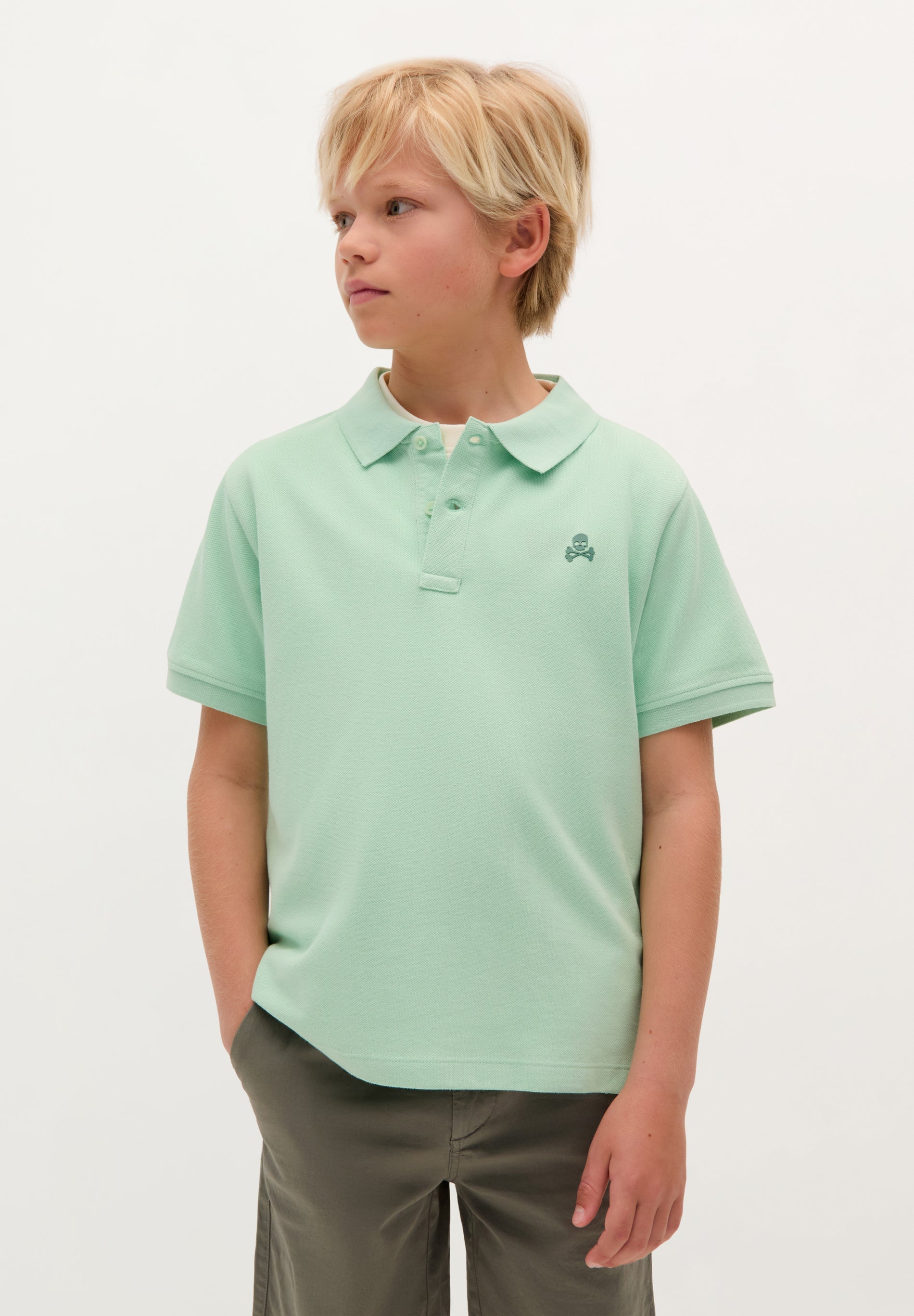 CAMISA POLO BÁSICA COM SKULL