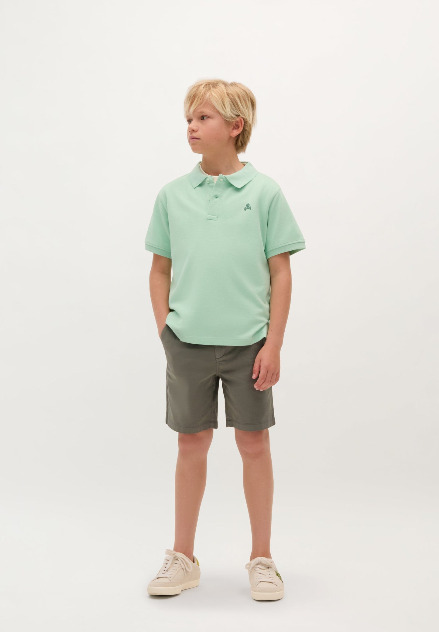 CAMISA POLO BÁSICA COM SKULL