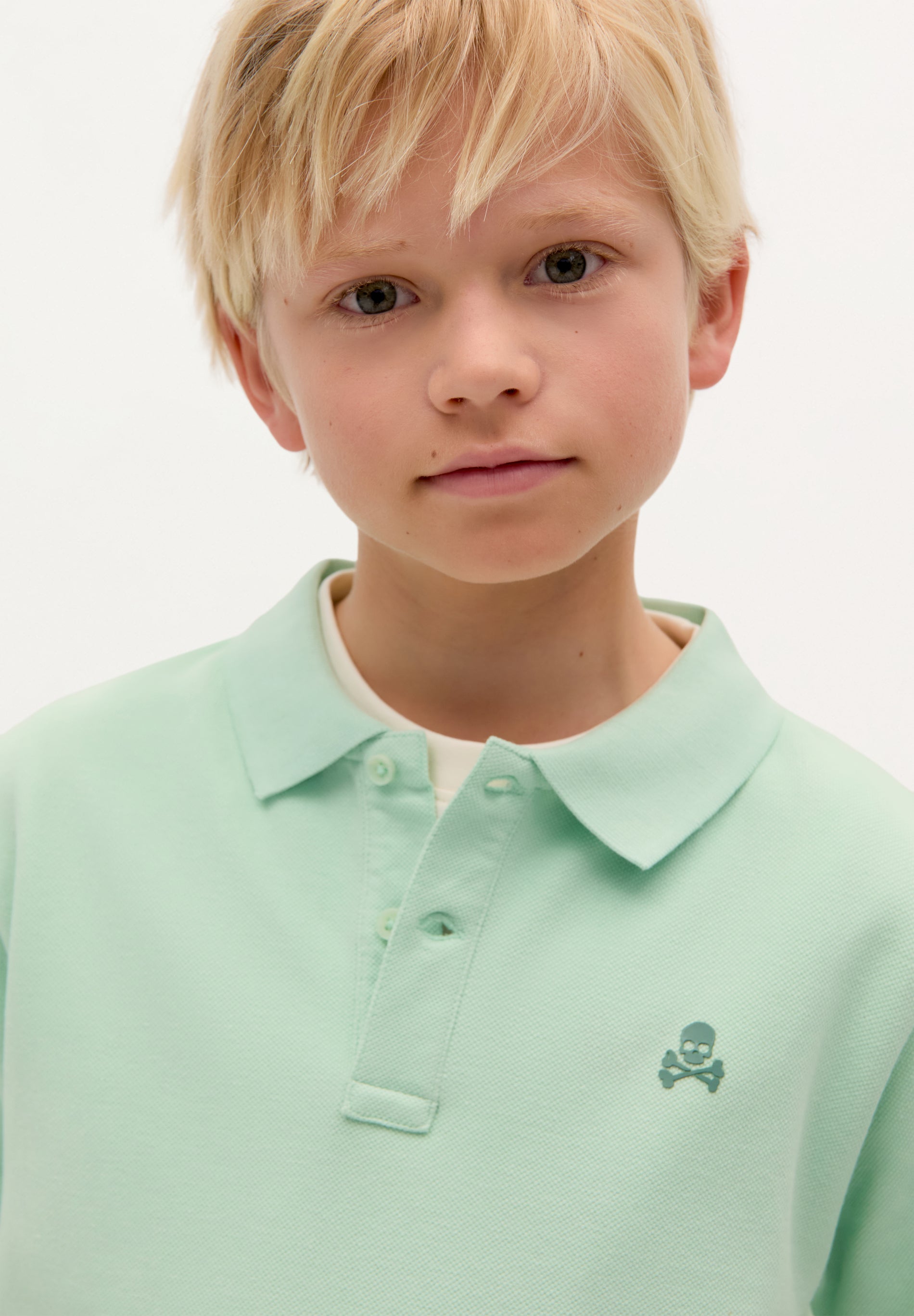 CAMISA POLO BÁSICA COM SKULL