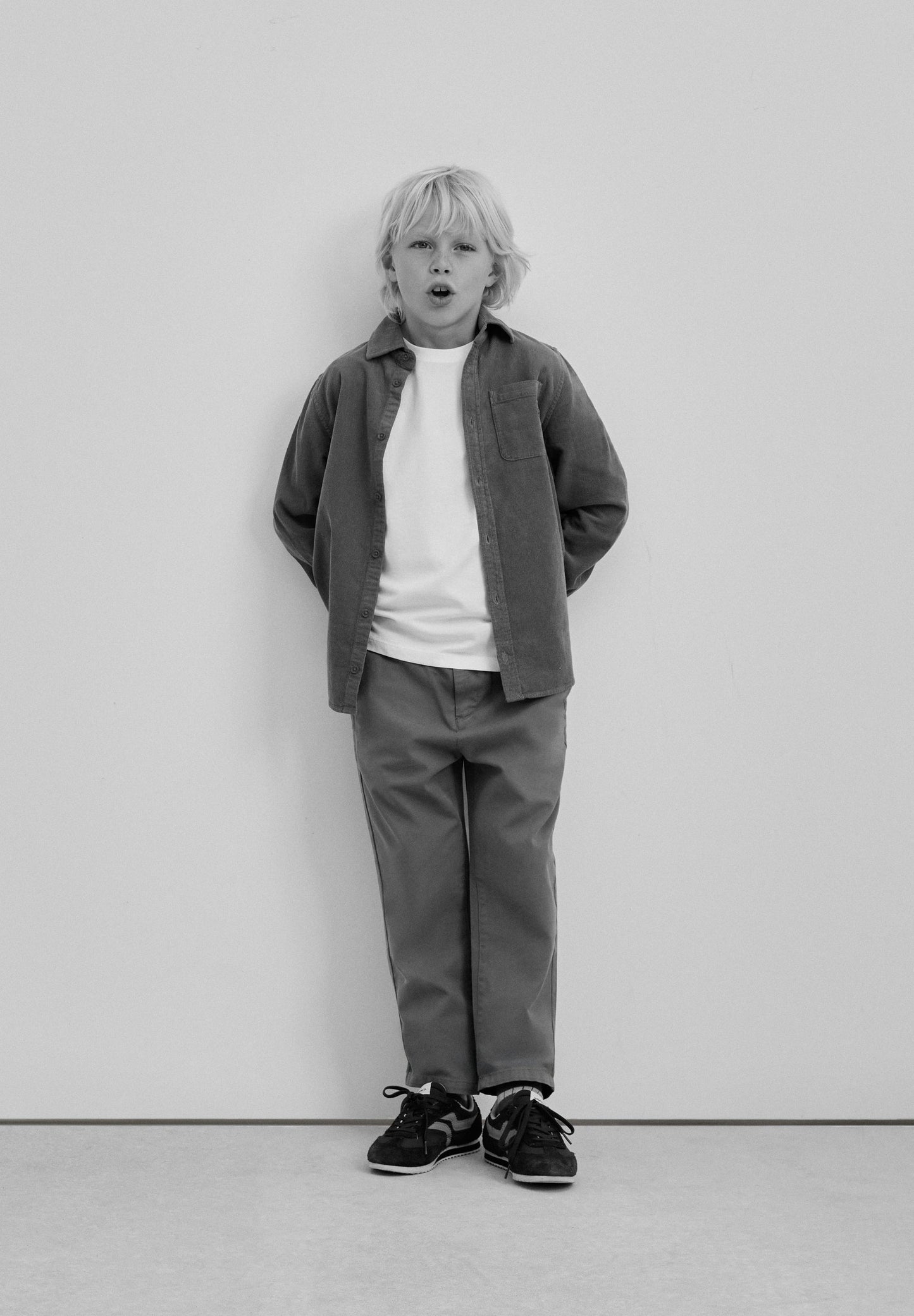 T-SHIRT COM PADRÃO BASKET