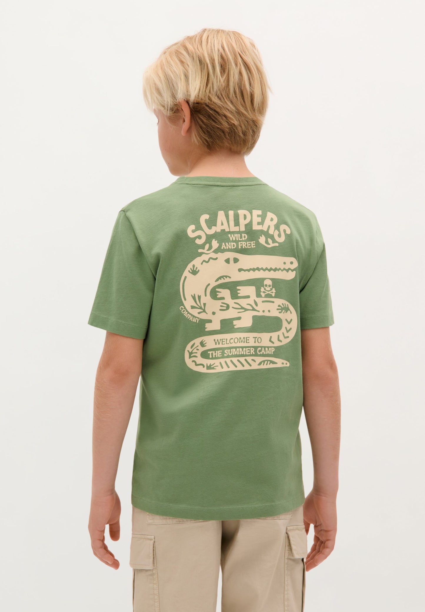 T-SHIRT COM PADRÃO COCO