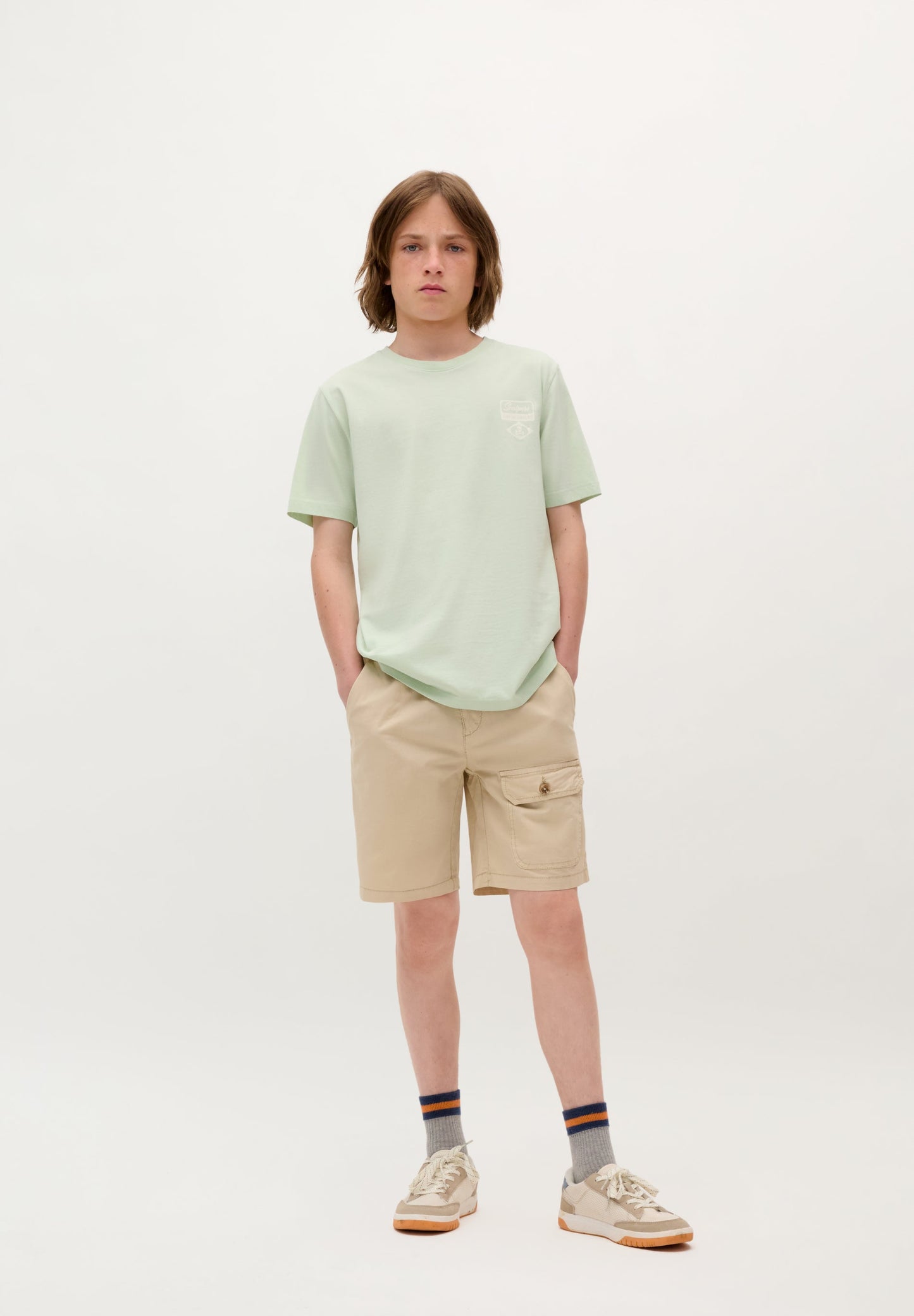 T-SHIRT COM PADRÃO SURF