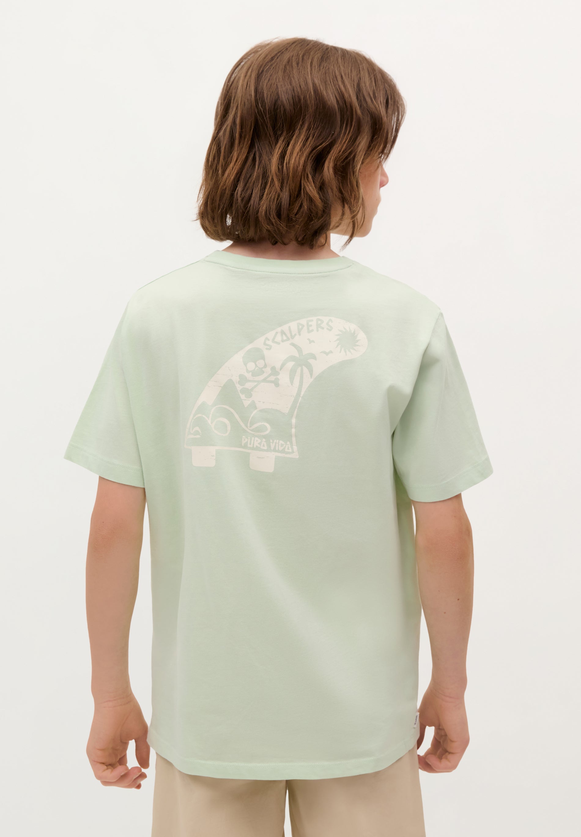 T-SHIRT COM PADRÃO SURF