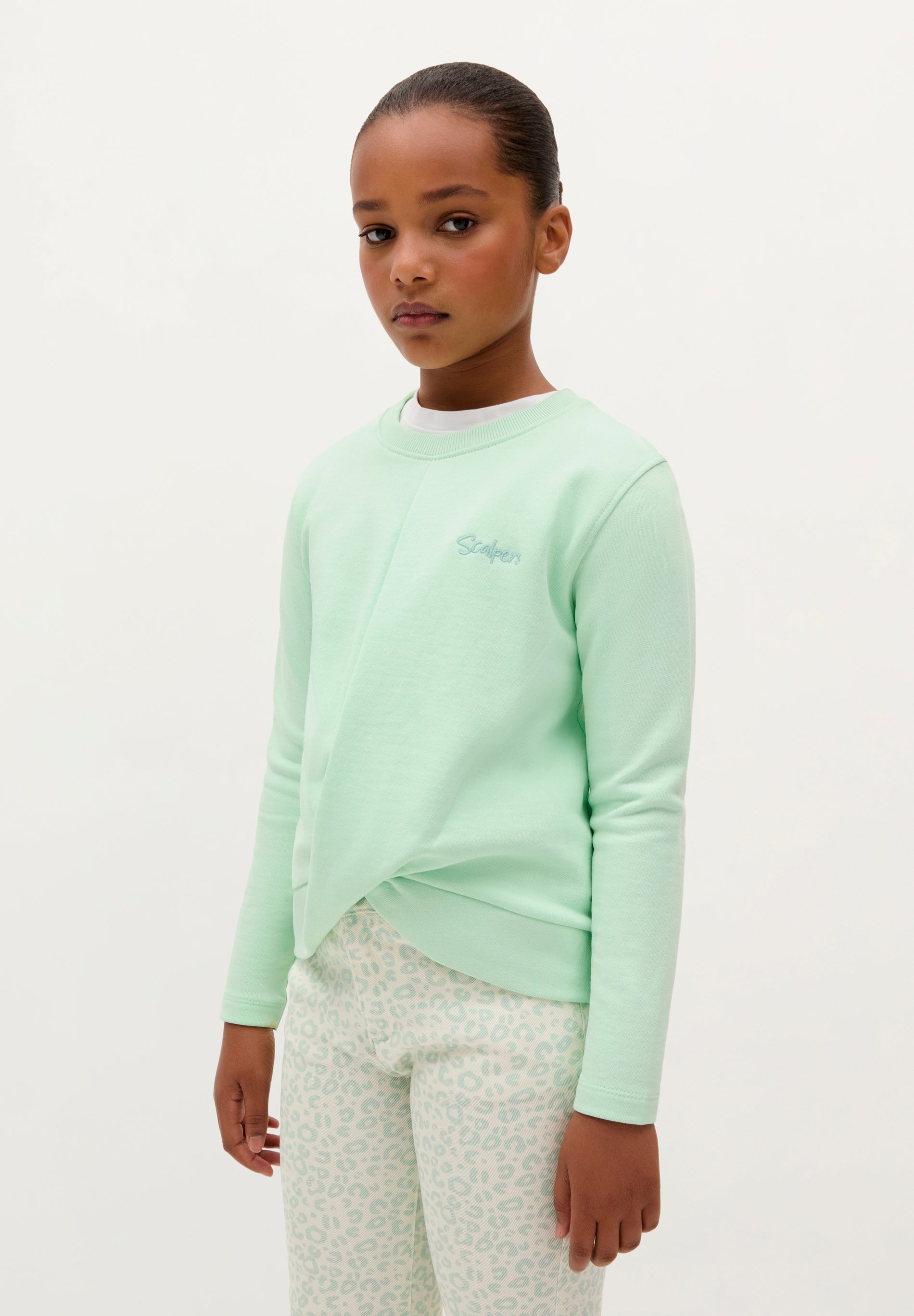 SWEATSHIRT DRAPEADA COM NÓ