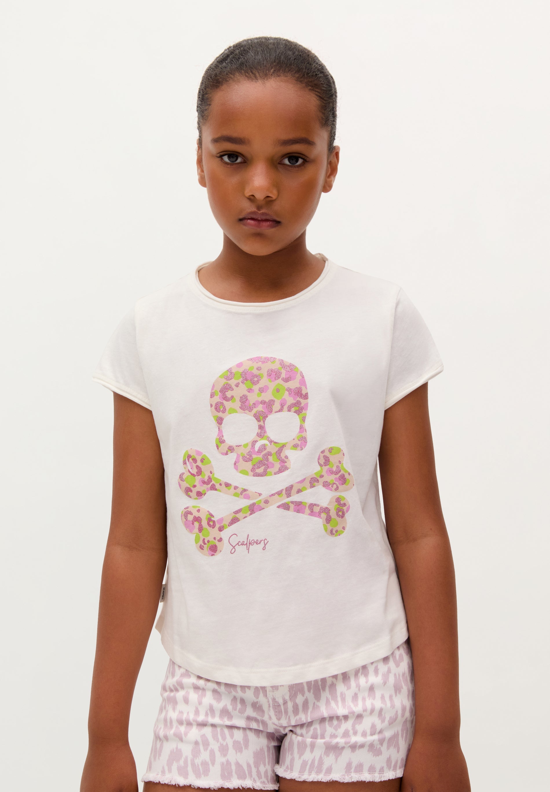 T-SHIRT COM SKULL EM GLITTER
