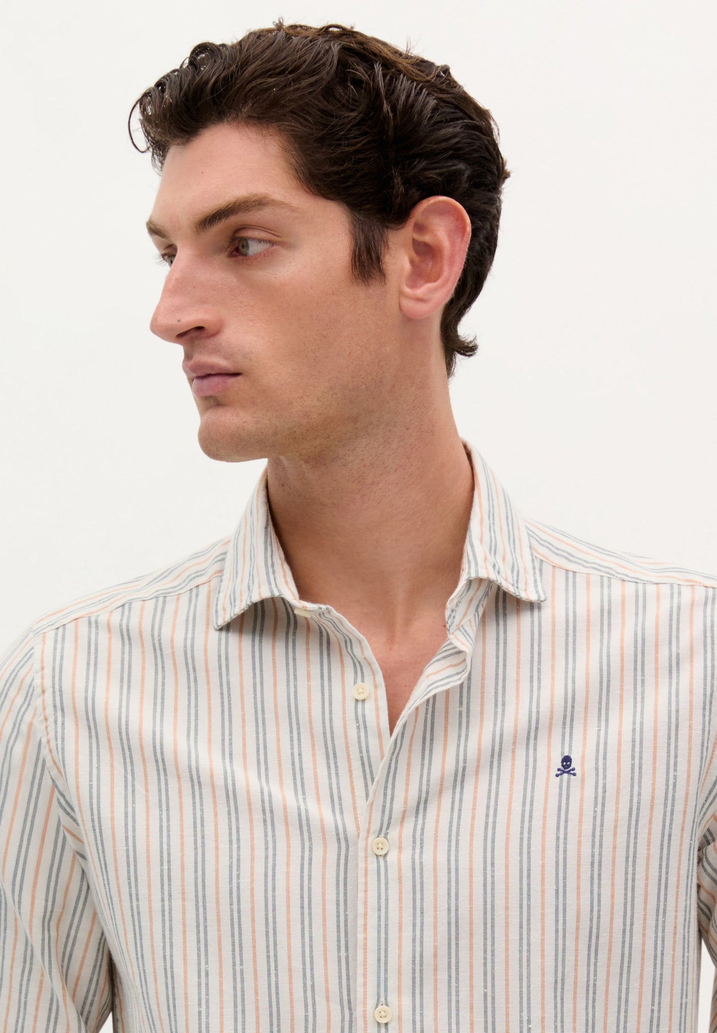 CAMISA ÀS RISCAS COM SKULL