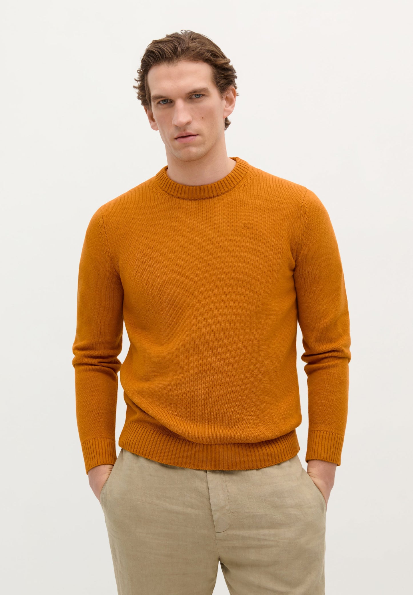 SWEATER DE MALHA COM GOLA DE NERVURAS