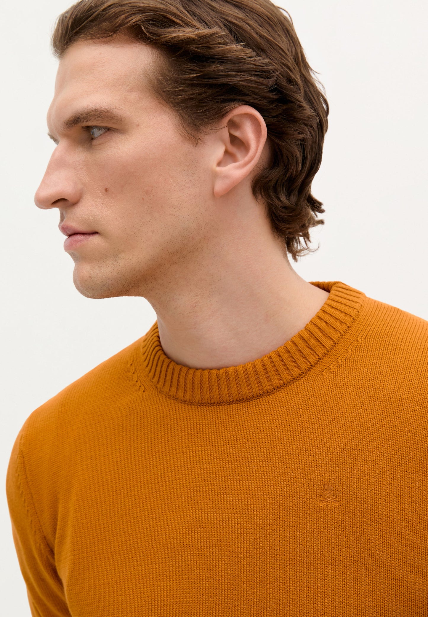 SWEATER DE MALHA COM GOLA DE NERVURAS