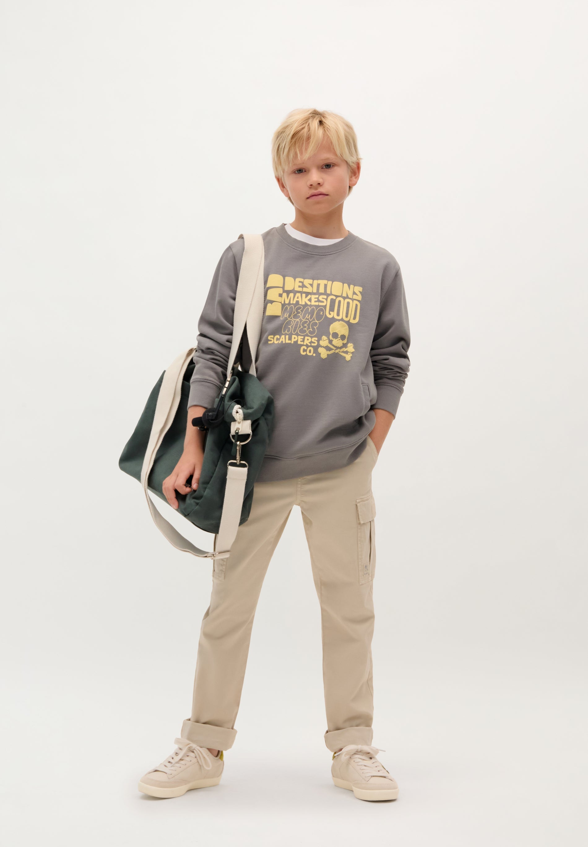 SWEATSHIRT COM PADRÃO À FRENTE