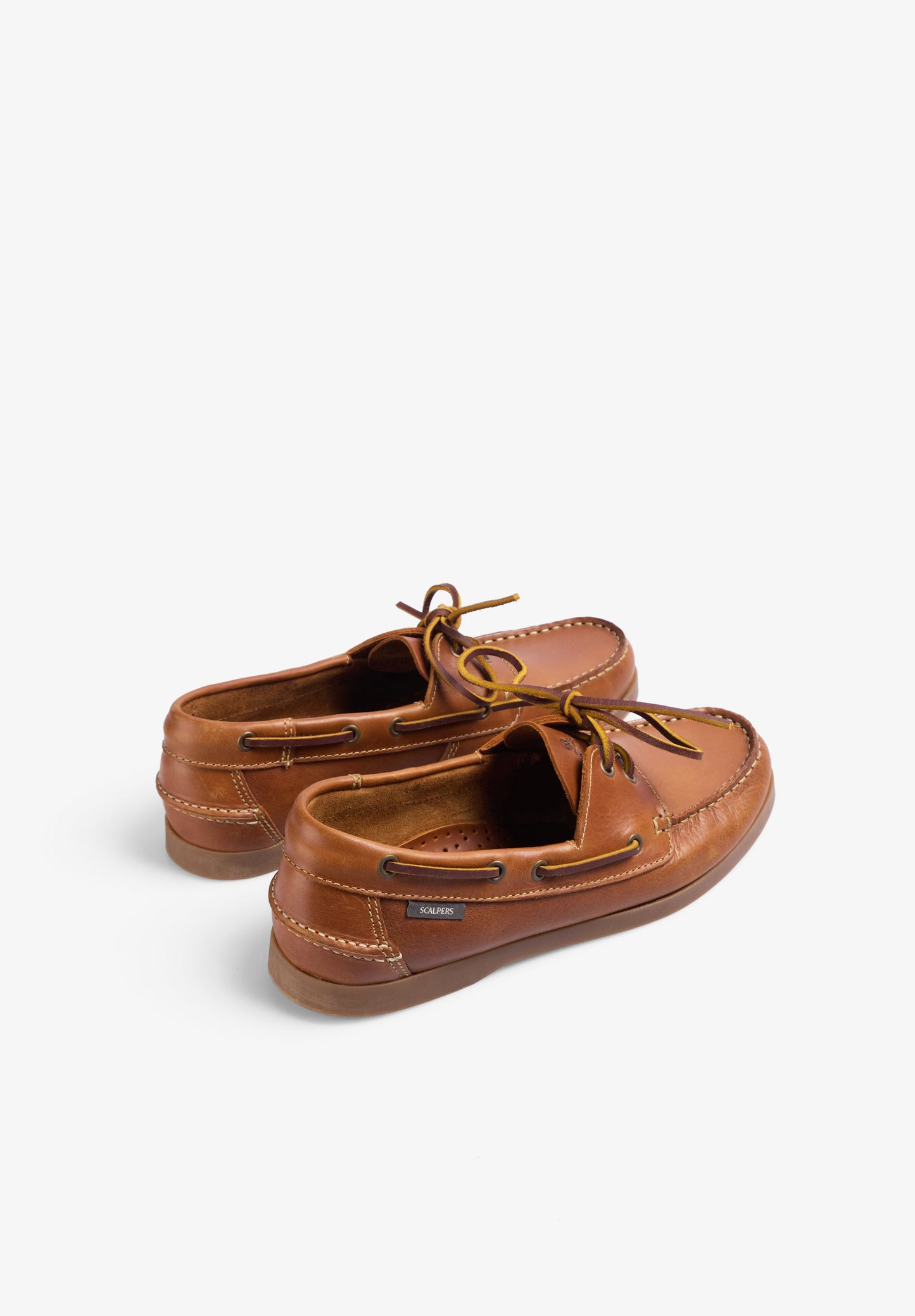SAPATOS DE VELA EM PELE LISOS