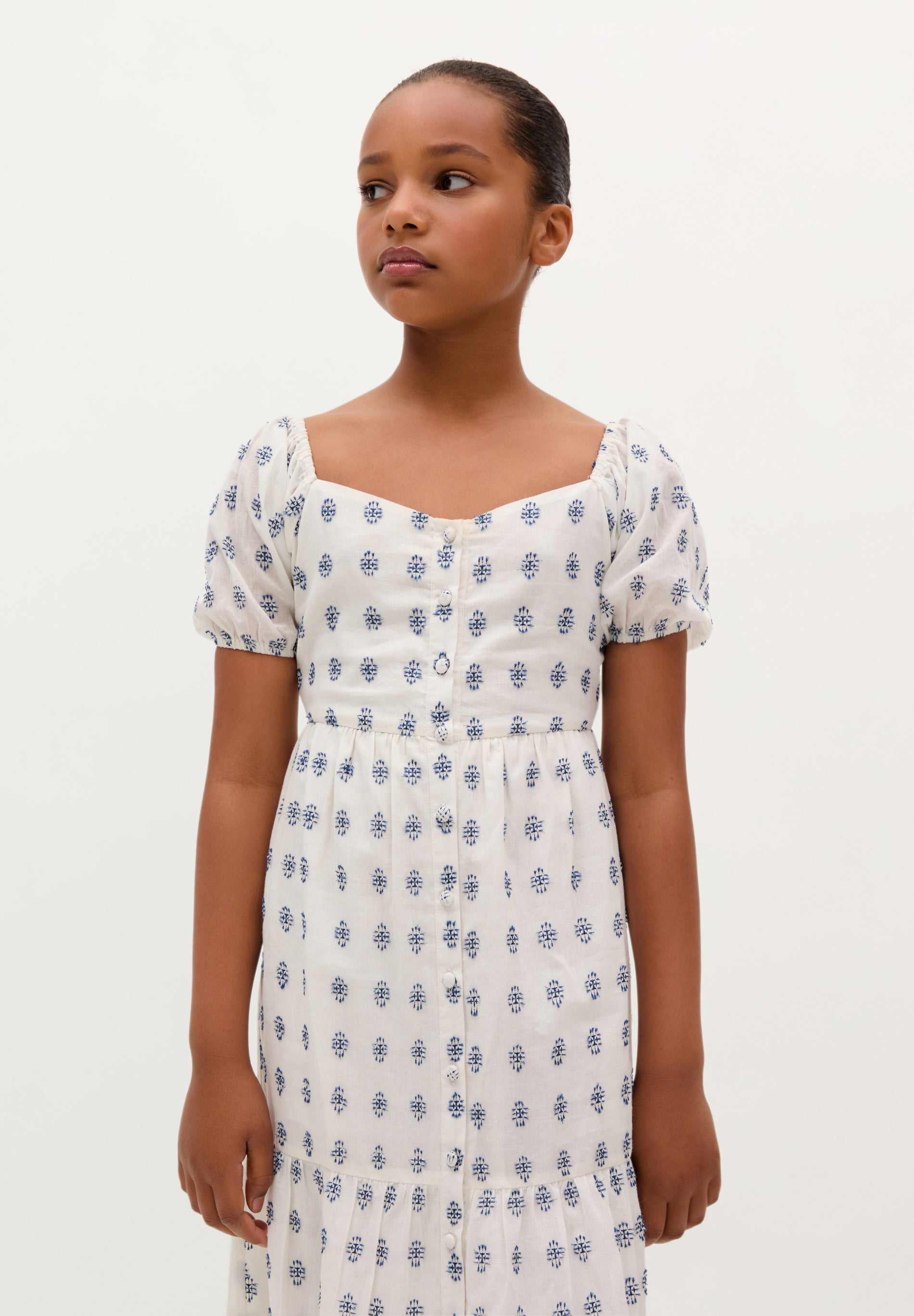 VESTIDO MIDI COM MANGAS ABALONADAS