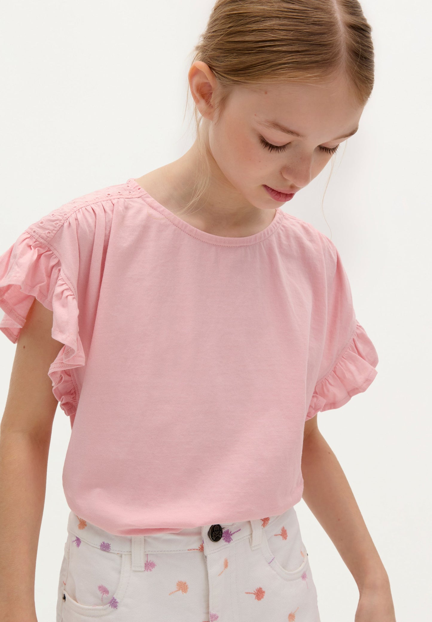 T-SHIRT DE MANGA COM FOLHOS