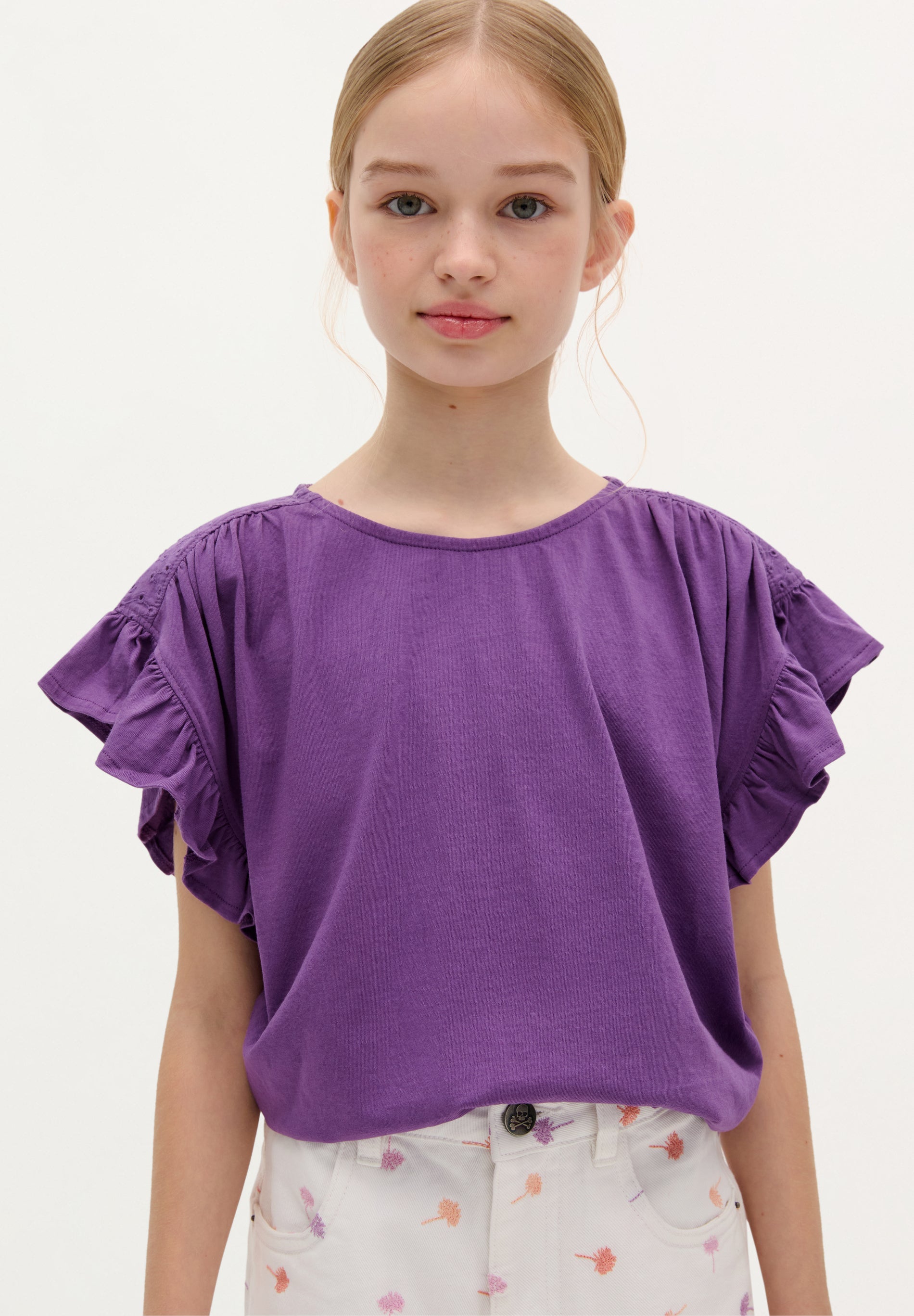 T-SHIRT DE MANGA COM FOLHOS