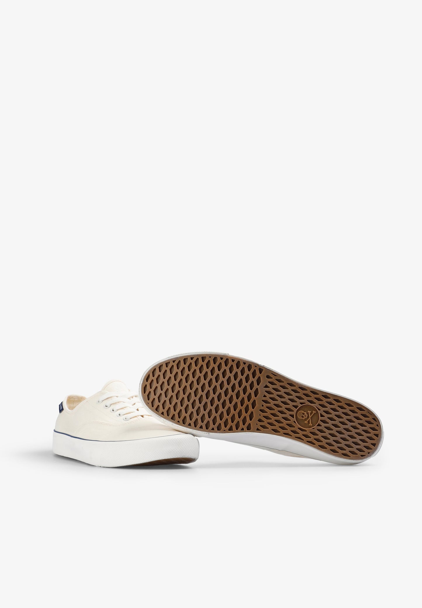 SAPATILHAS BAIXAS COM SOLA VULCANIZADA