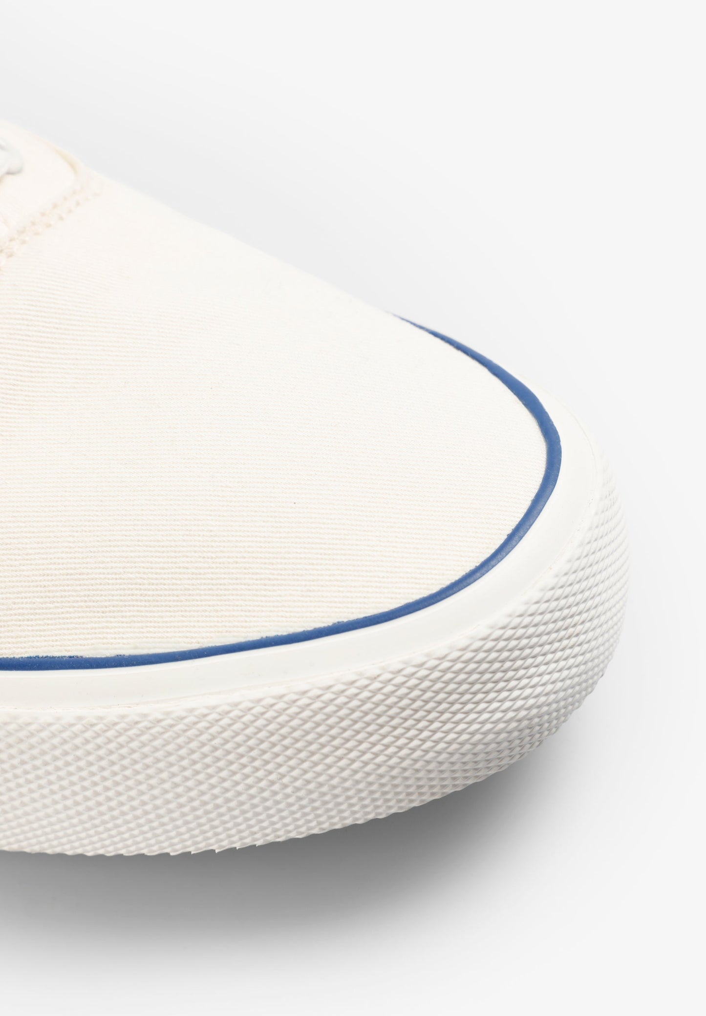 SAPATILHAS BAIXAS COM SOLA VULCANIZADA