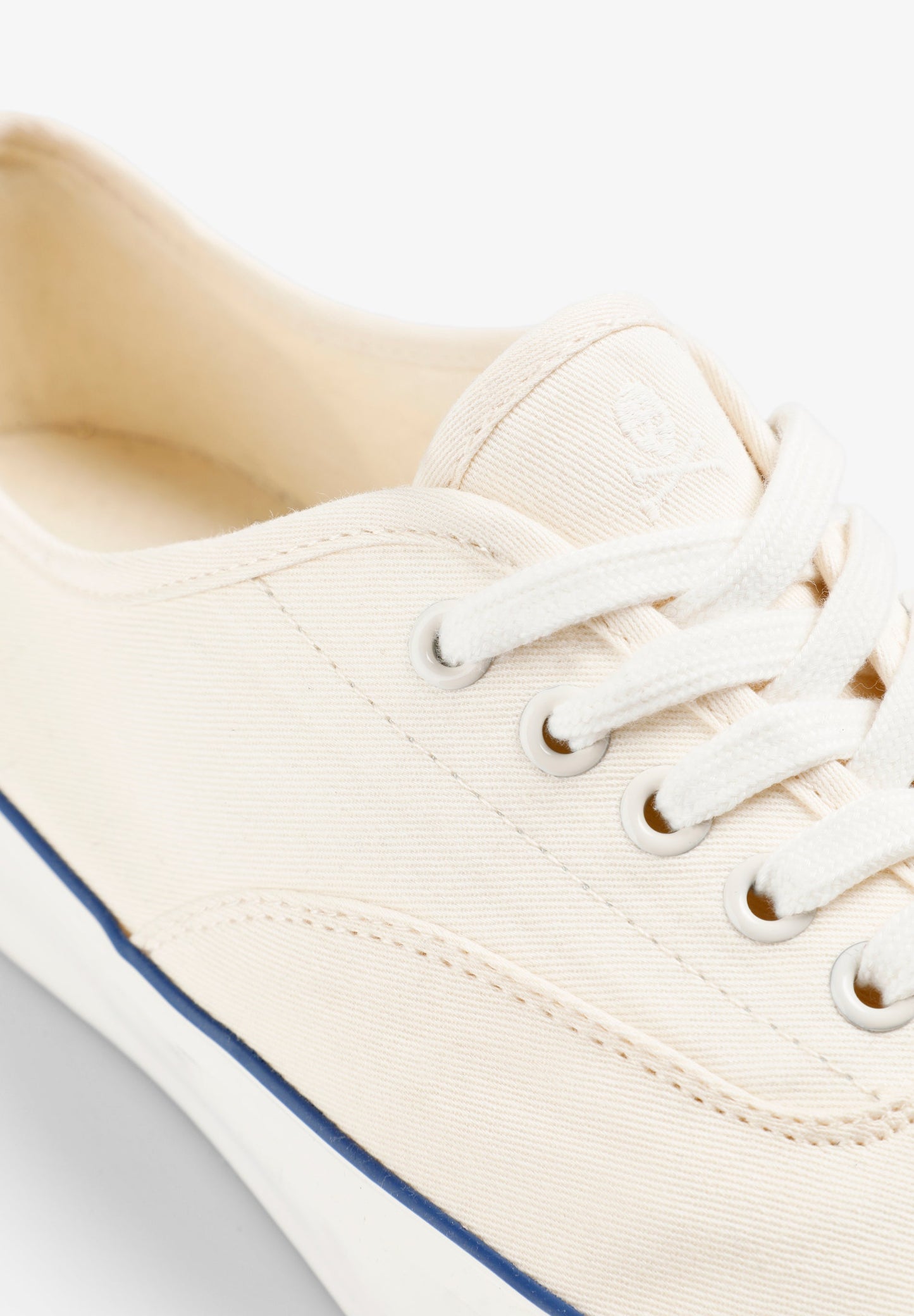 SAPATILHAS BAIXAS COM SOLA VULCANIZADA