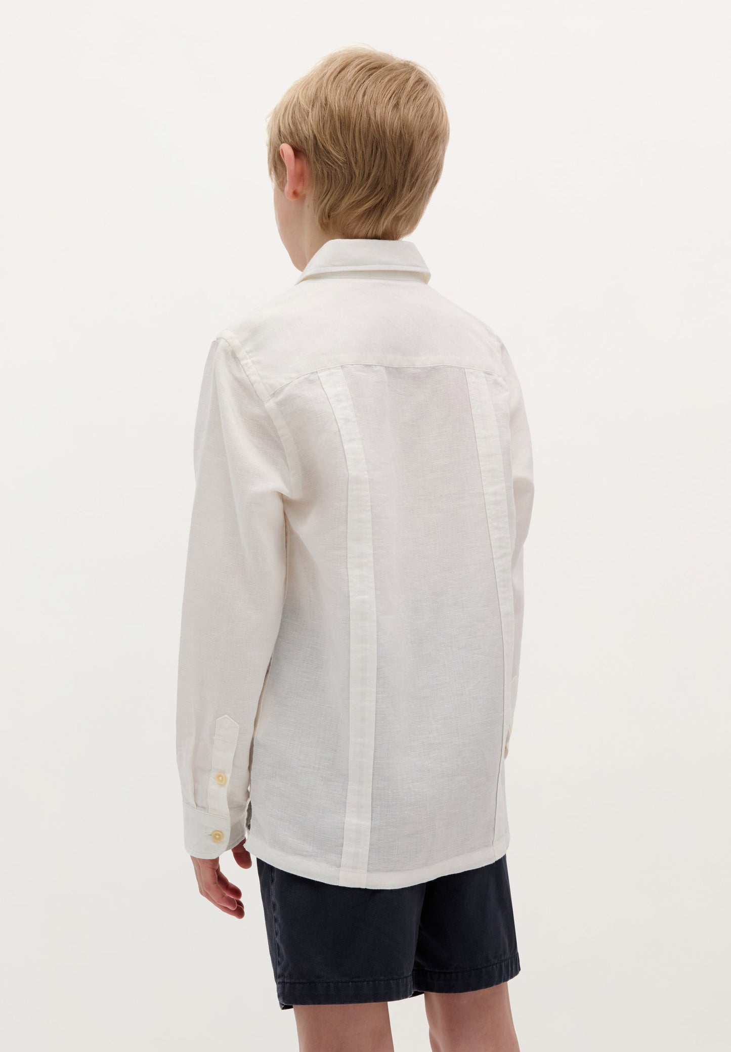 CAMISA TIPO CASACO SAFARI EM LINHO