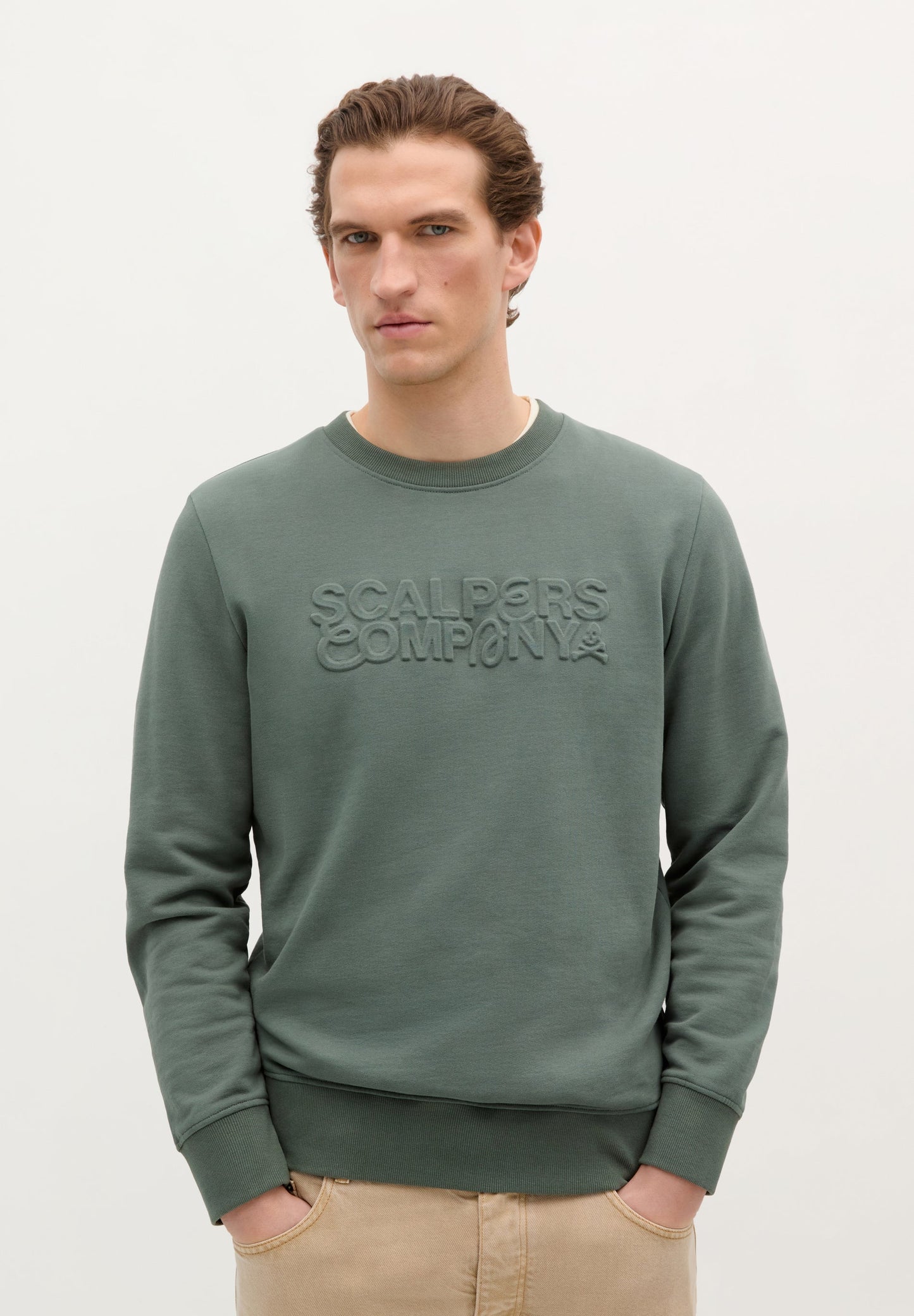 SWEATSHIRT COM LOGÓTIPO EM RELEVO