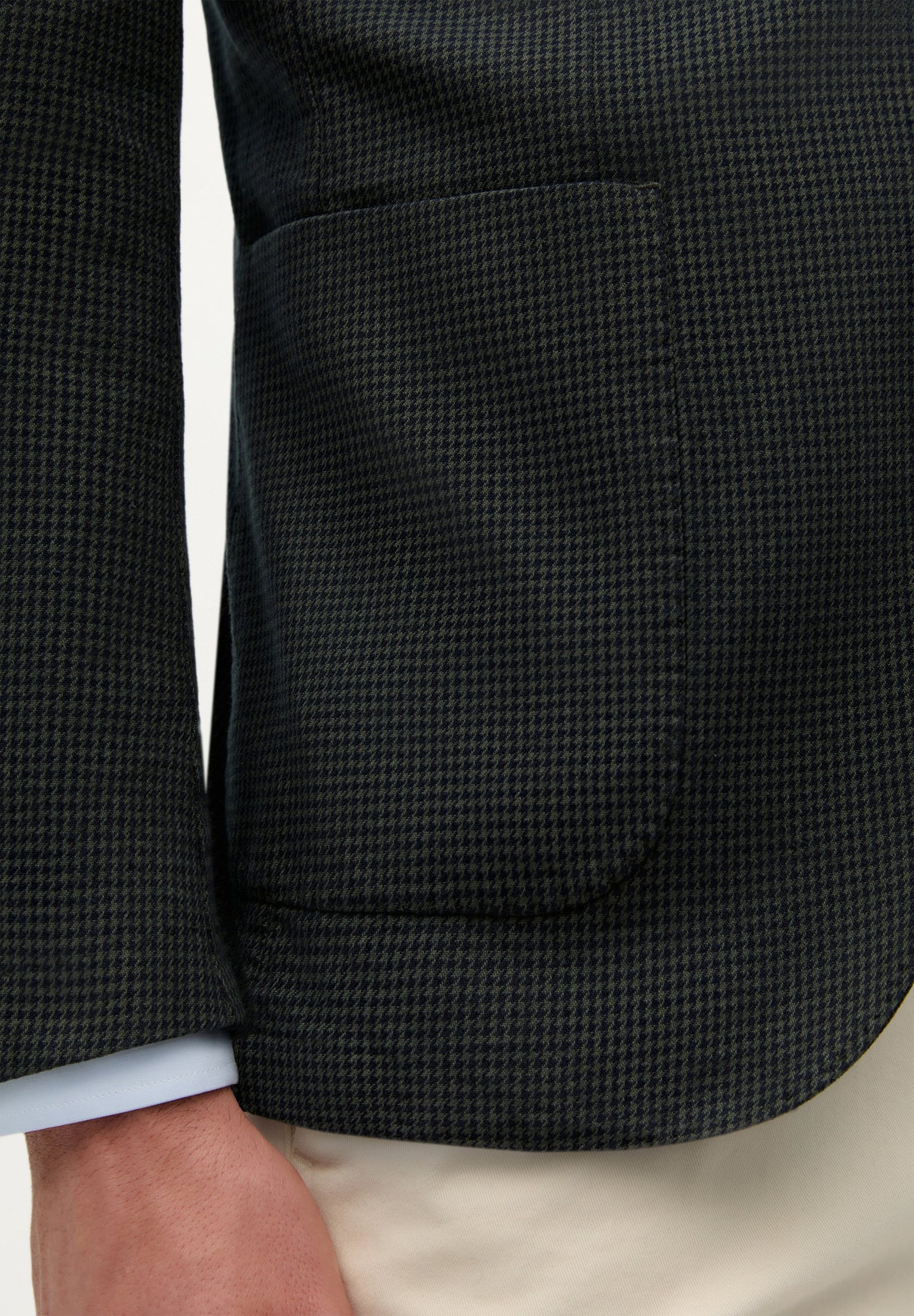 BLAZER CINTADO COM BOLSOS