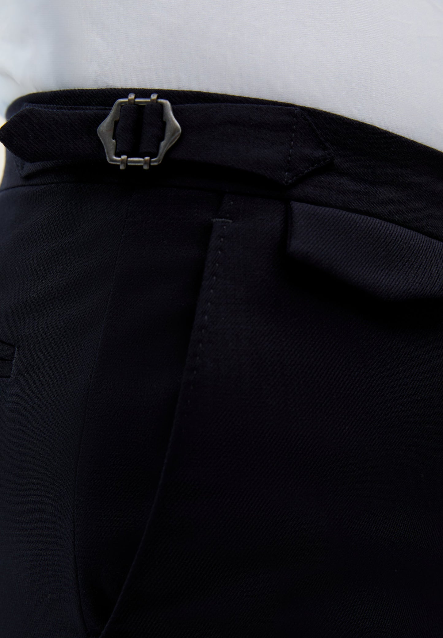 CALÇAS DE FATO EM LÃ