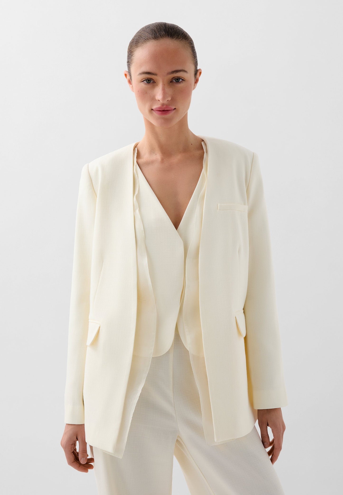 BLAZER LISO COM PORMENOR DE ORGANZA