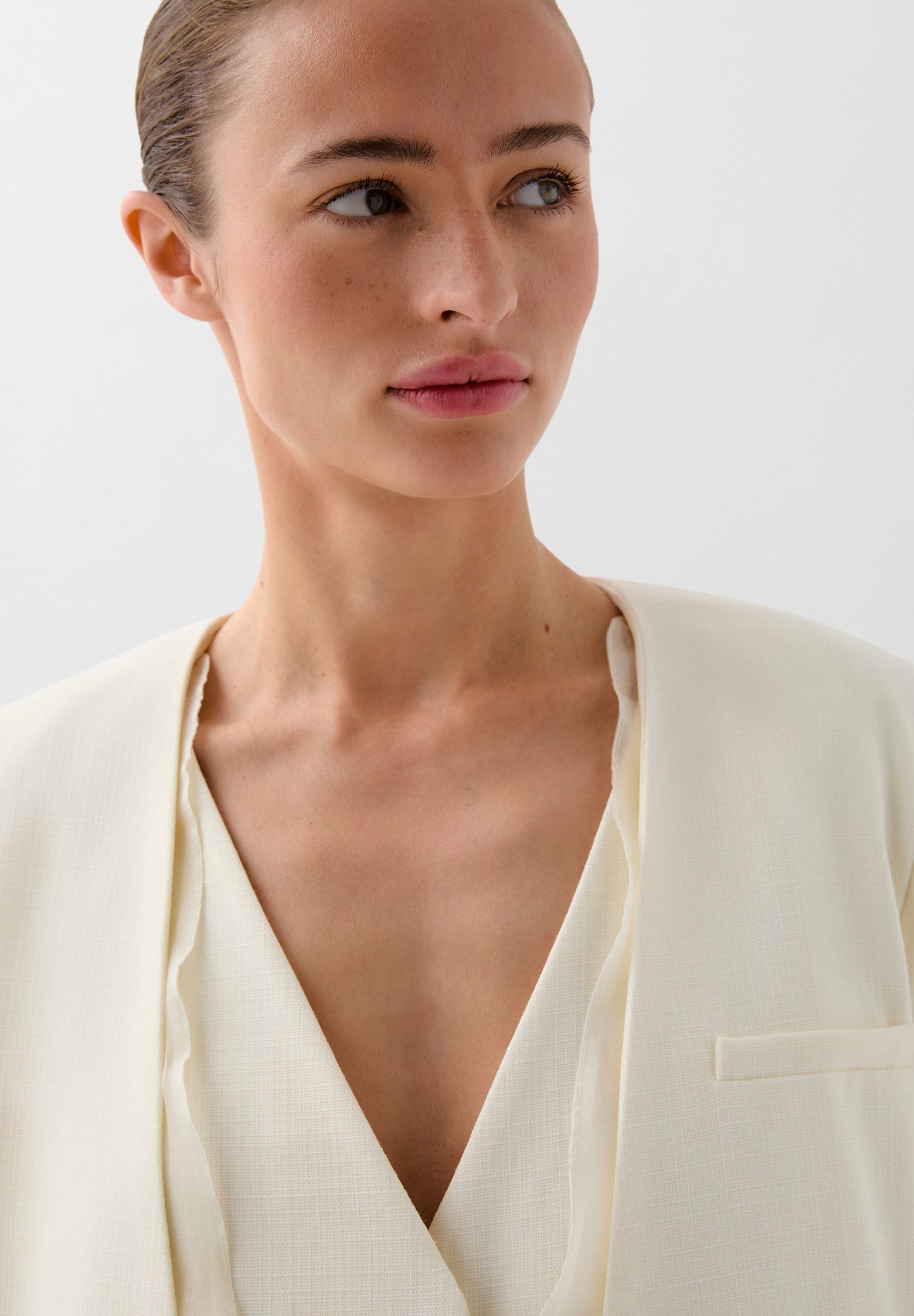 BLAZER LISO COM PORMENOR DE ORGANZA