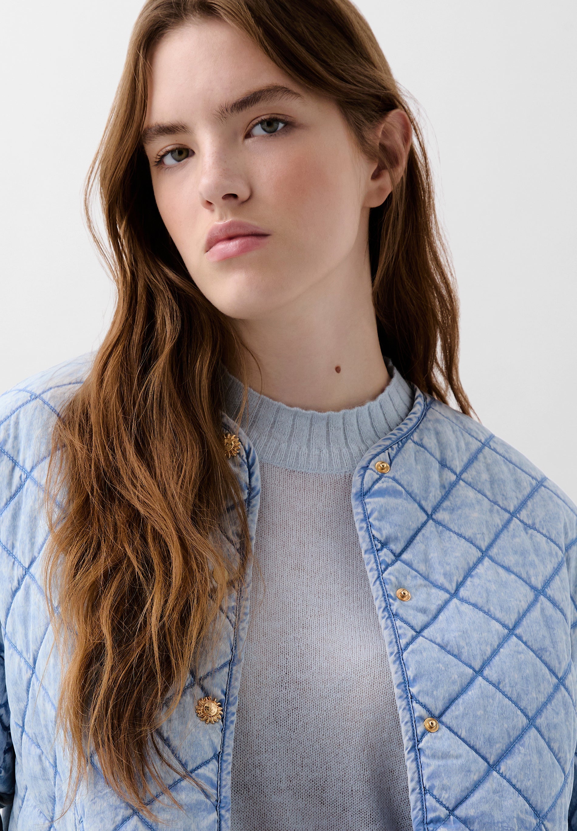 CASACO ACOLCHOADO COM TEXTURA DIAMANTE