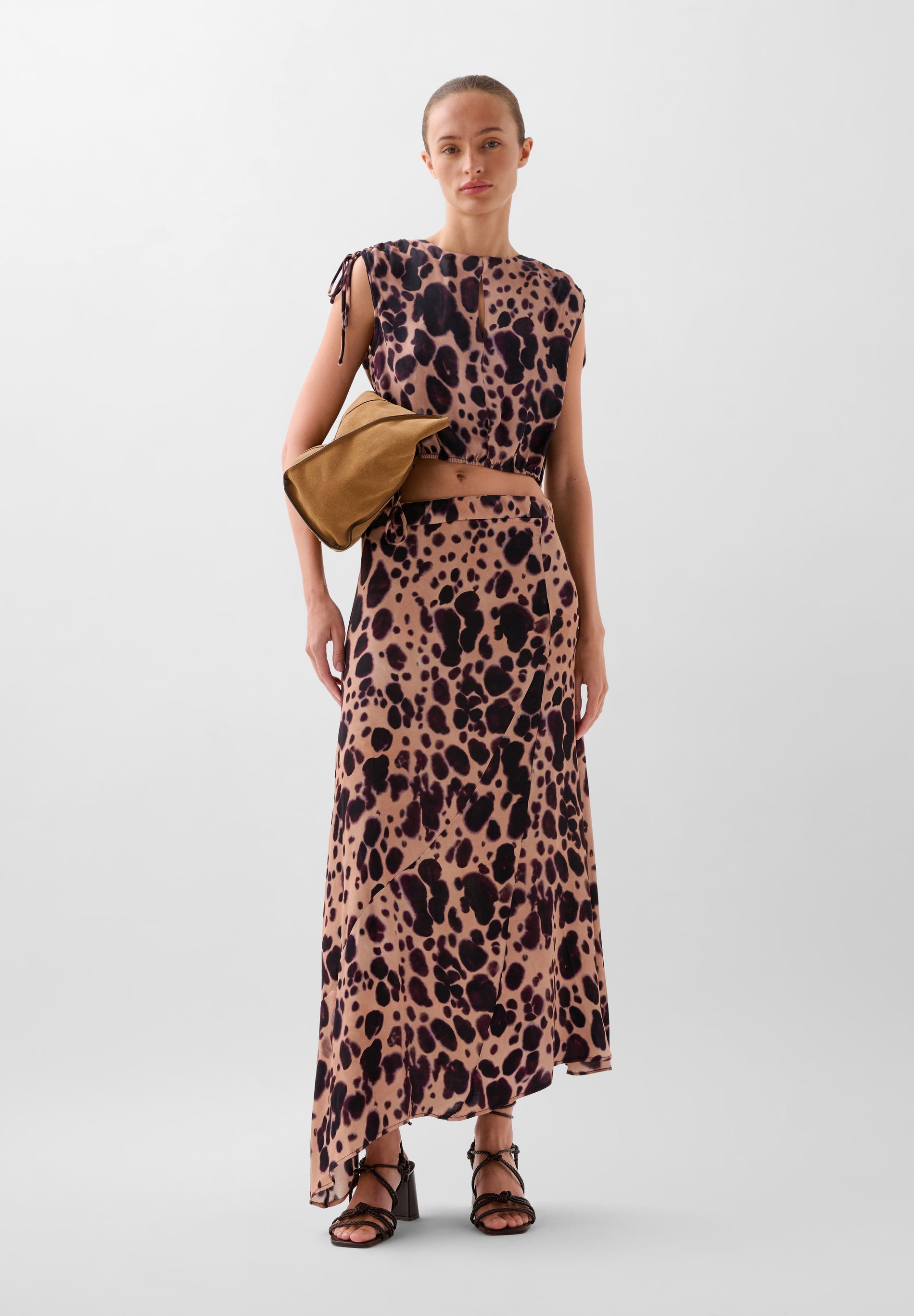 SAIA MIDI COM ESTAMPADO ANIMAL