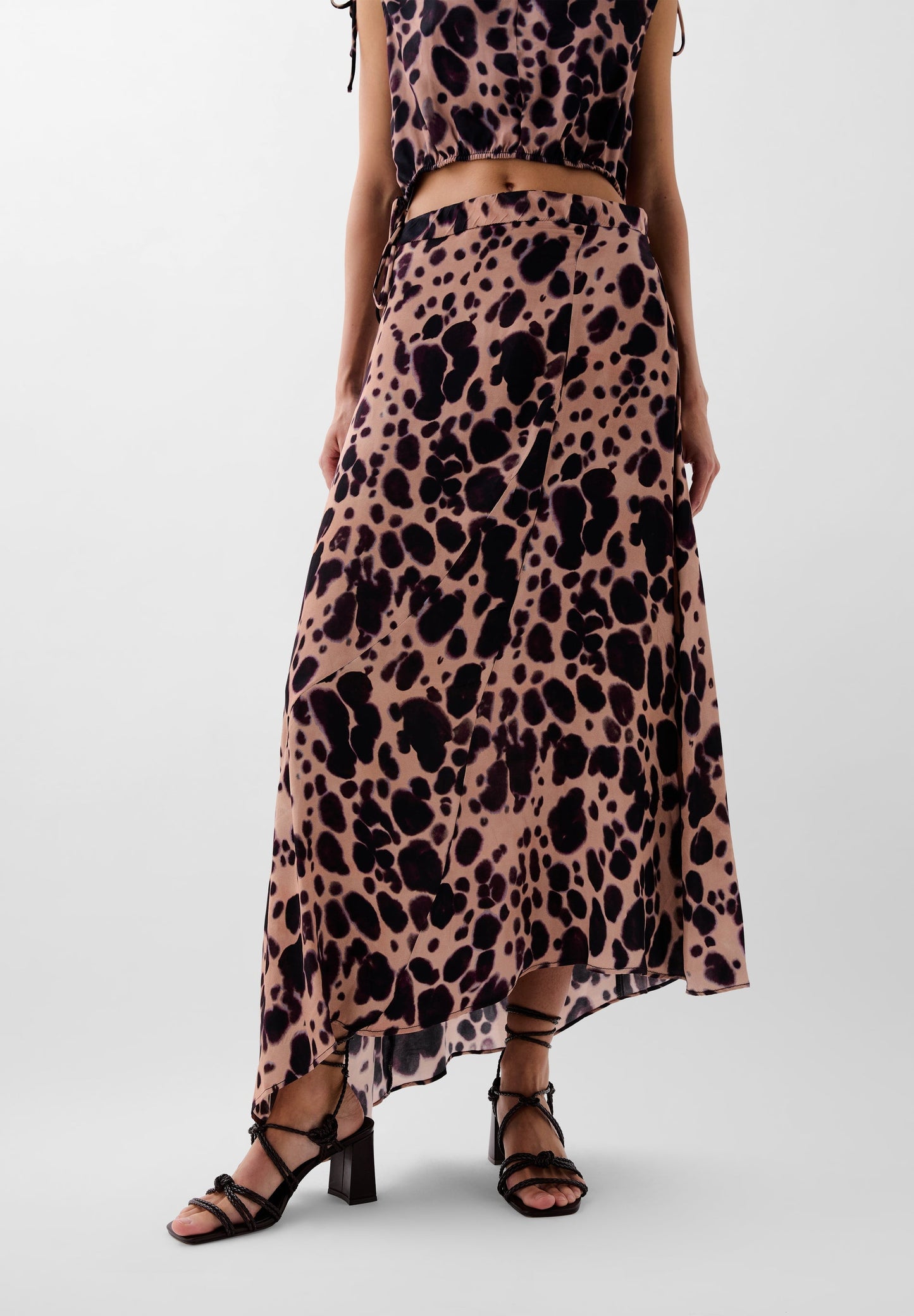 SAIA MIDI COM ESTAMPADO ANIMAL