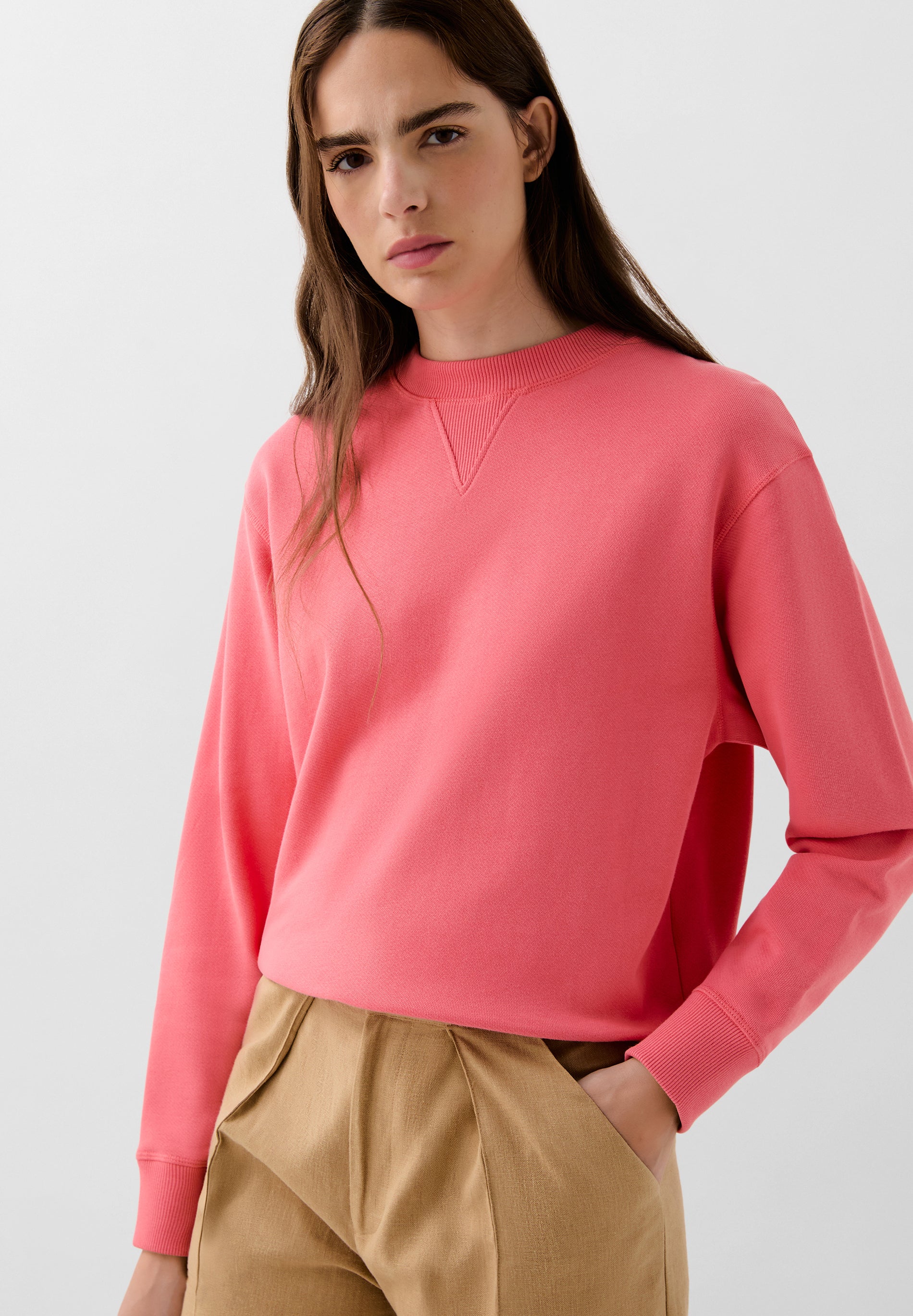 SWEATSHIRT COM LOGÓTIPO ATRÁS