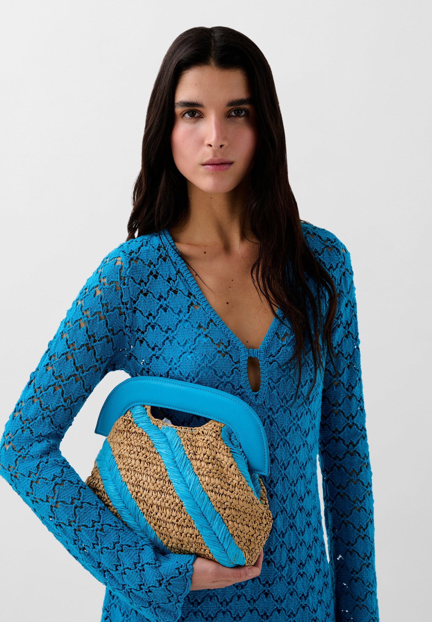 BOLSA DE RÁFIA ÀS RISCAS BICOLOR