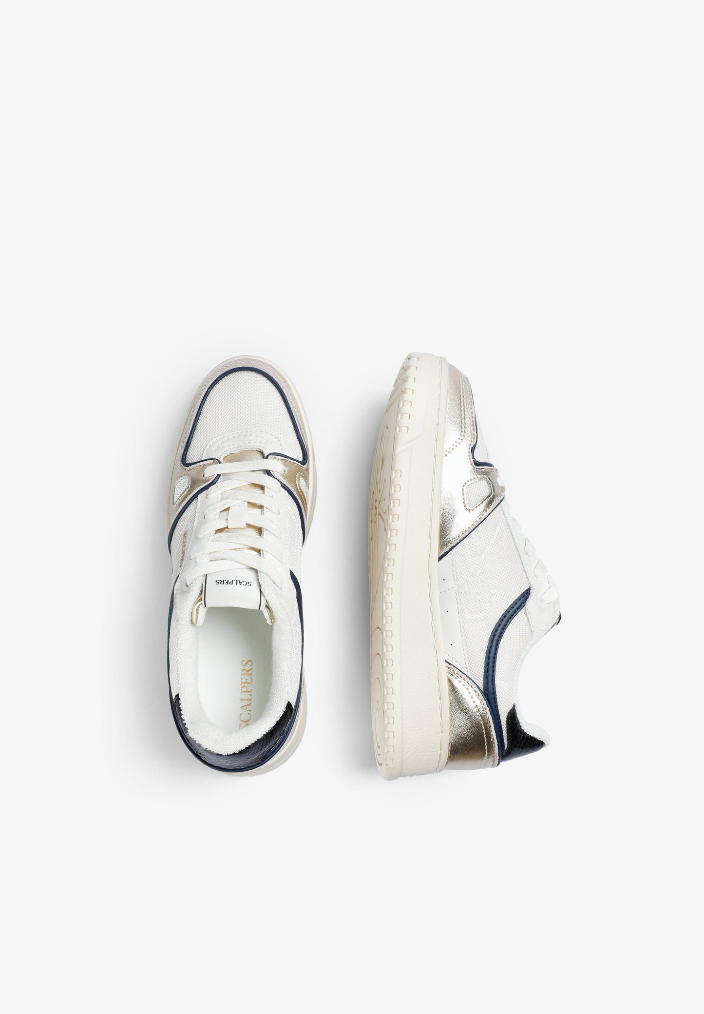 SAPATILHAS COM SKULL A CONTRASTAR