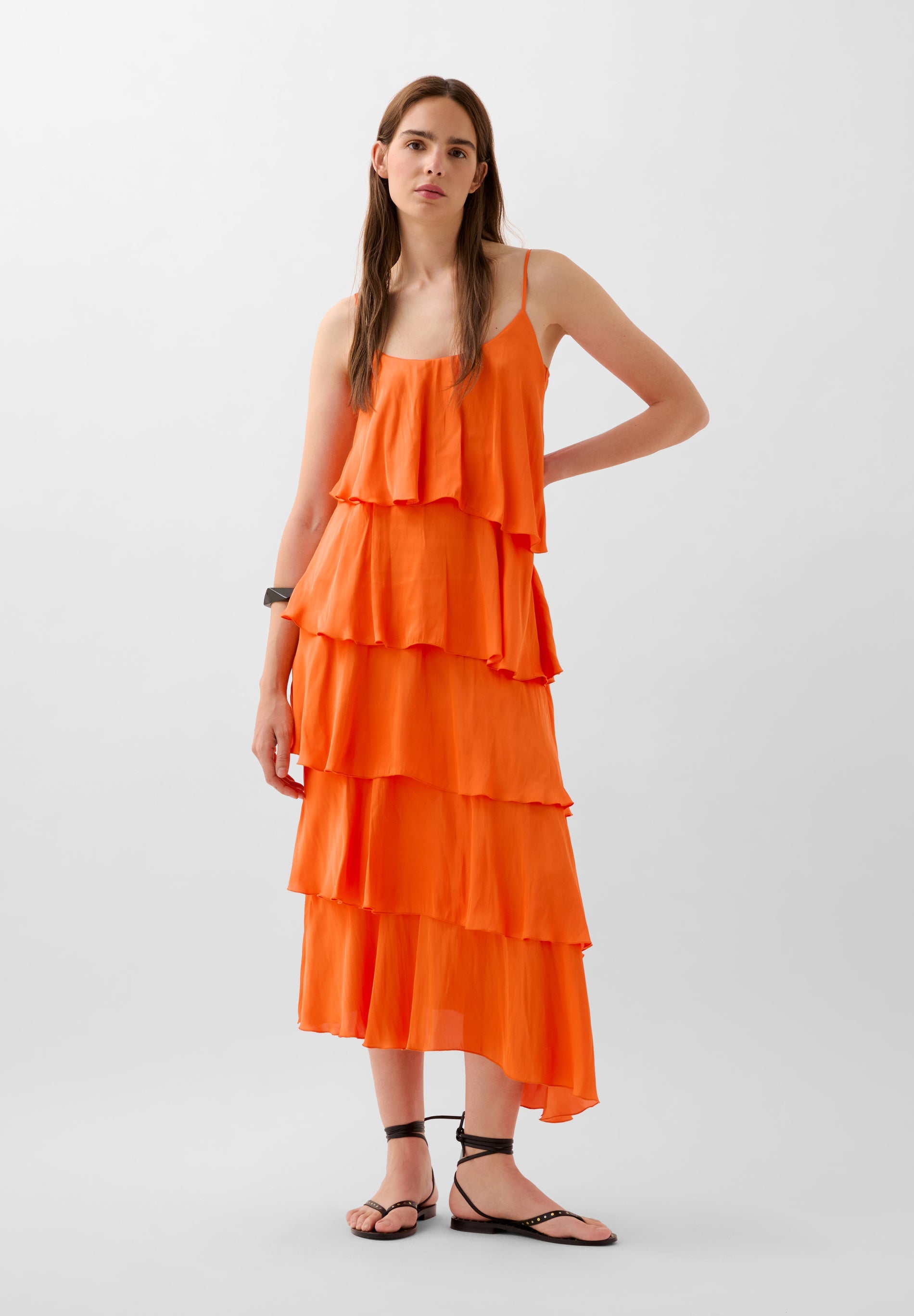VESTIDO ASSIMÉTRICO COM FOLHOS